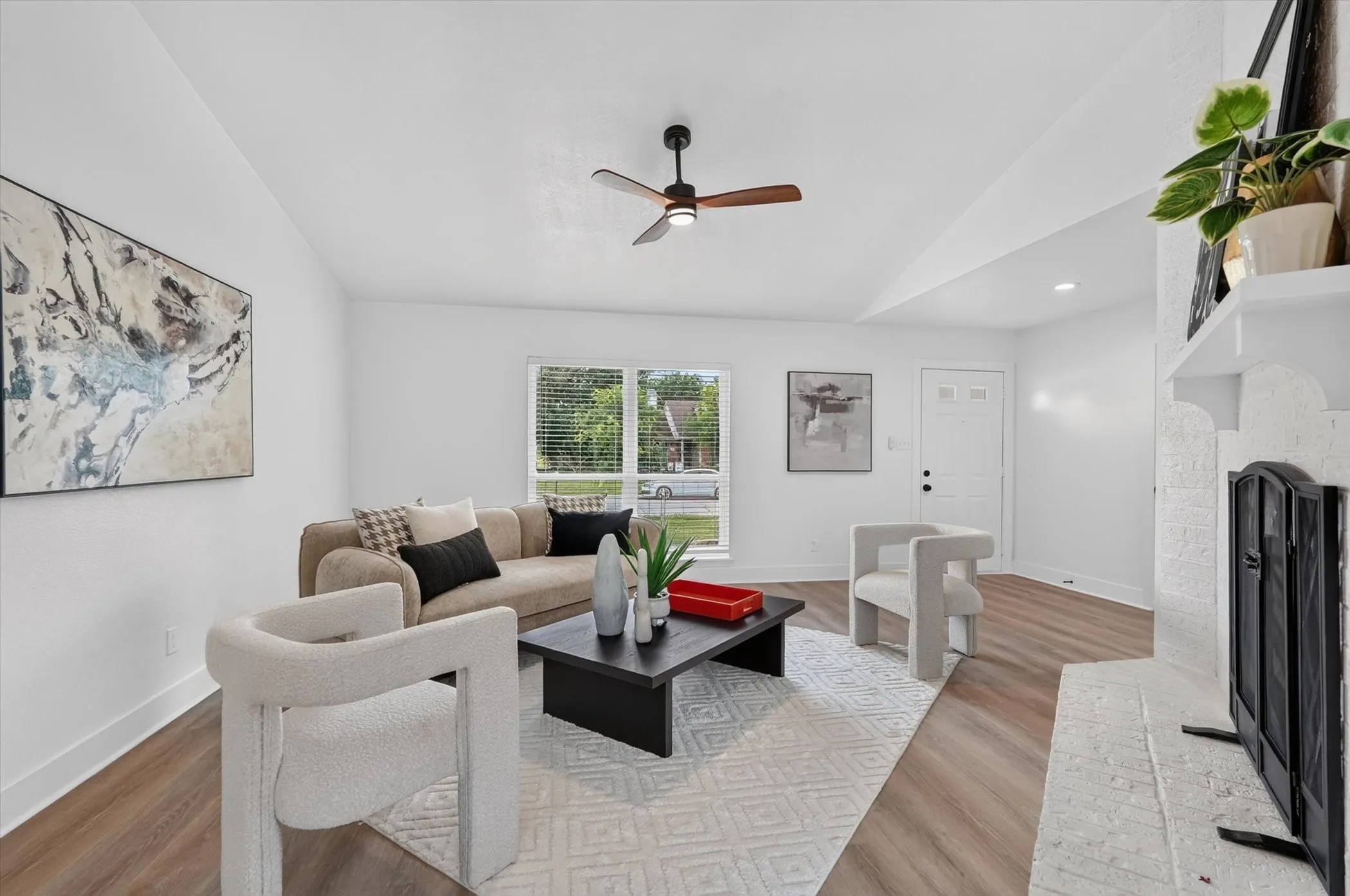 Single Family Residence For Sale in Collin County , 1309 Thoreau Lane, Allen, Texas 75002, 3 Bedroom, 2 Bathroom, 2 Garage spaces, 1,430 Sqft, built in 1983, mls#21313739, Real Estate Agent in Allen, Homes For Sale in Collin county, Homes For Sale in Allen, Realtor in Allen Texas, Real Estate Brokerage Independent Realty Texas, Luminita Cordes Realtor
