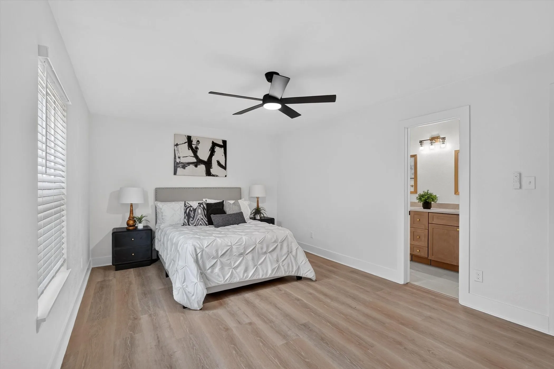 Single Family Residence For Sale in Collin County , 1309 Thoreau Lane, Allen, Texas 75002, 3 Bedroom, 2 Bathroom, 2 Garage spaces, 1,430 Sqft, built in 1983, mls#21313739, Real Estate Agent in Allen, Homes For Sale in Collin county, Homes For Sale in Allen, Realtor in Allen Texas, Real Estate Brokerage Independent Realty Texas, Luminita Cordes Realtor