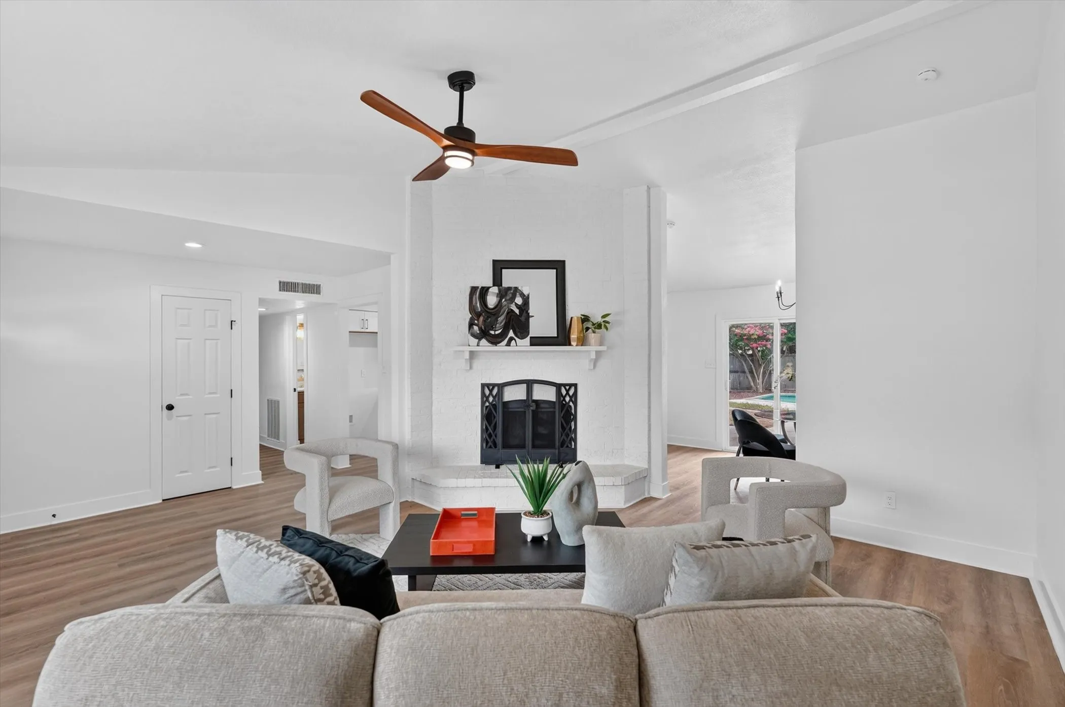 Single Family Residence For Sale in Collin County , 1309 Thoreau Lane, Allen, Texas 75002, 3 Bedroom, 2 Bathroom, 2 Garage spaces, 1,430 Sqft, built in 1983, mls#21313739, Real Estate Agent in Allen, Homes For Sale in Collin county, Homes For Sale in Allen, Realtor in Allen Texas, Real Estate Brokerage Independent Realty Texas, Luminita Cordes Realtor
