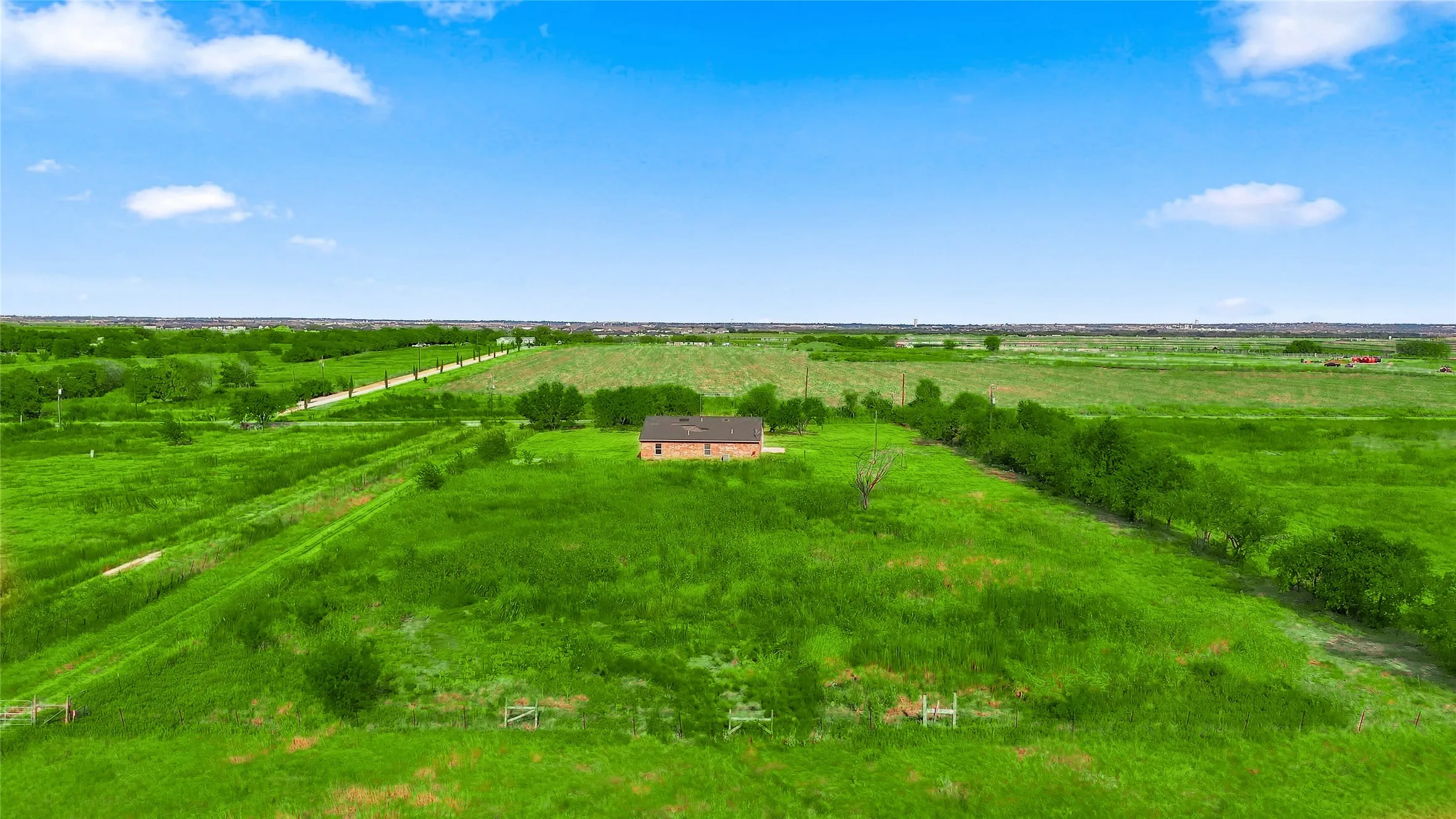 Single Family Residence For Rent in Denton County , 5715 Smiley Road, Celina, Texas 75009, 4 Bedroom, 2 Bathroom, Garage spaces, 1,850 Sqft, built in 2020, mls#21331674, Real Estate Agent in Celina, Homes For Rent in Denton county, Homes For Rent in Celina, Realtor in Celina Texas, Real Estate Brokerage Independent Realty Texas, Luminita Cordes Realtor