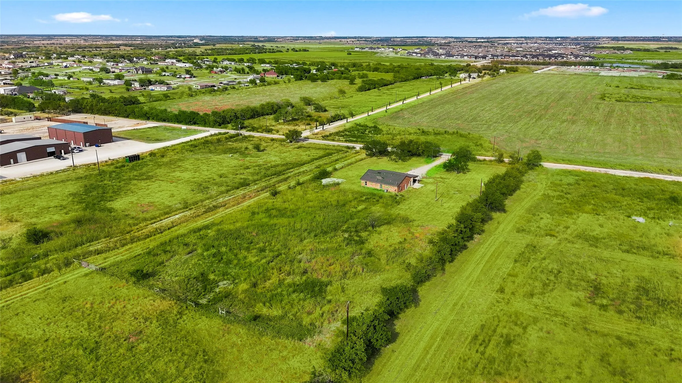Single Family Residence For Rent in Denton County , 5715 Smiley Road, Celina, Texas 75009, 4 Bedroom, 2 Bathroom, Garage spaces, 1,850 Sqft, built in 2020, mls#21331674, Real Estate Agent in Celina, Homes For Rent in Denton county, Homes For Rent in Celina, Realtor in Celina Texas, Real Estate Brokerage Independent Realty Texas, Luminita Cordes Realtor