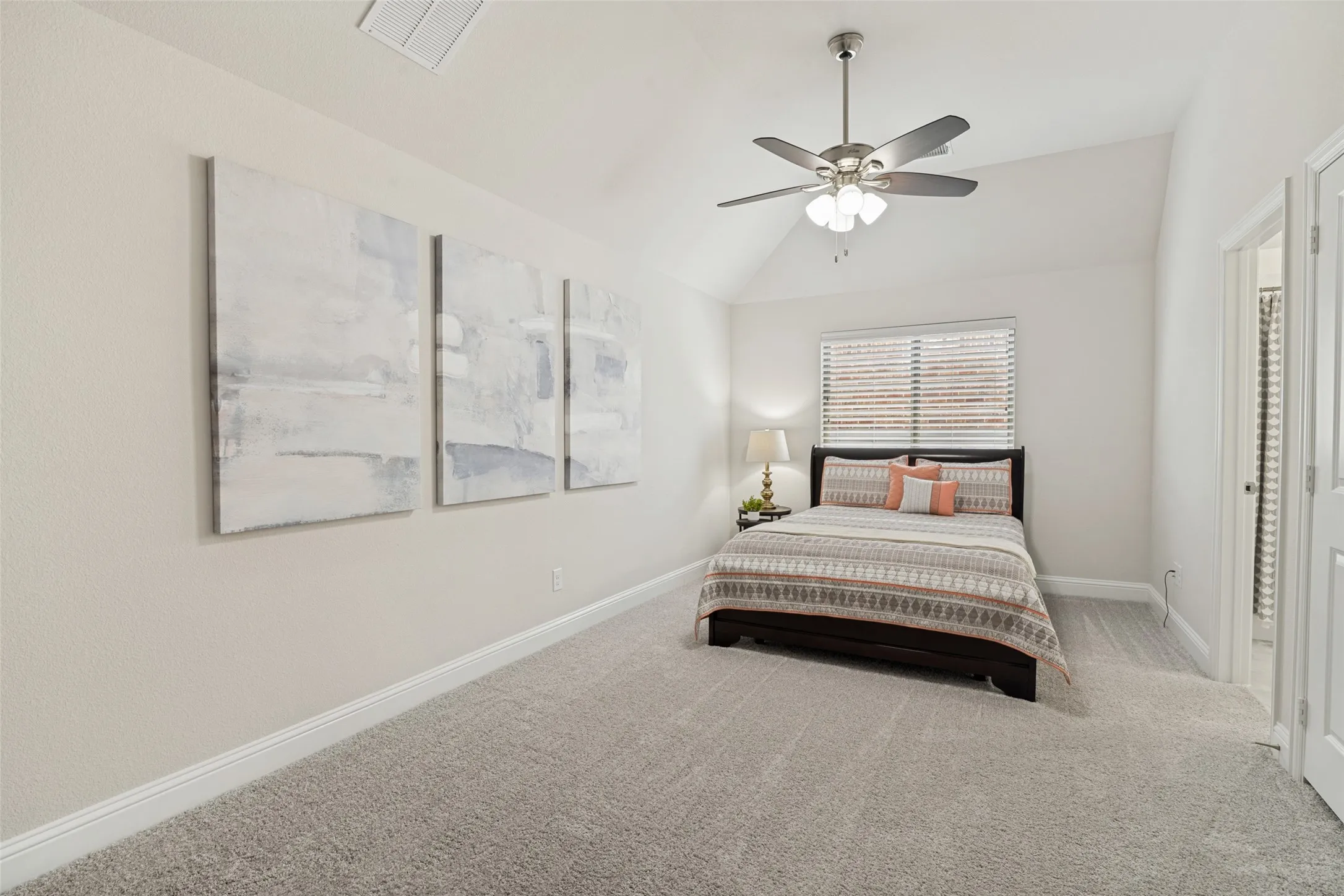 Single Family Residence For Sale in Collin County , 8805 Abbington Place, Mc Kinney, Texas 75072, 4 Bedroom, 4 Bathroom, 2 Garage spaces, 3,142 Sqft, built in 2017, mls#21332286, Real Estate Agent in Mc Kinney, Homes For Sale in Collin county, Homes For Sale in Mc Kinney, Realtor in Mc Kinney Texas, Real Estate Brokerage Independent Realty Texas, Luminita Cordes Realtor