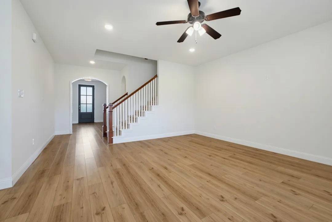 Single Family Residence For Sale in Denton County , 2405 Donella Drive, Denton, Texas 76207, 3 Bedroom, 2 Bathroom, 2 Garage spaces, 2,216 Sqft, built in 2022, mls#21333469, Real Estate Agent in Denton, Homes For Sale in Denton county, Homes For Sale in Denton, Realtor in Denton Texas, Real Estate Brokerage Independent Realty Texas, Luminita Cordes Realtor
