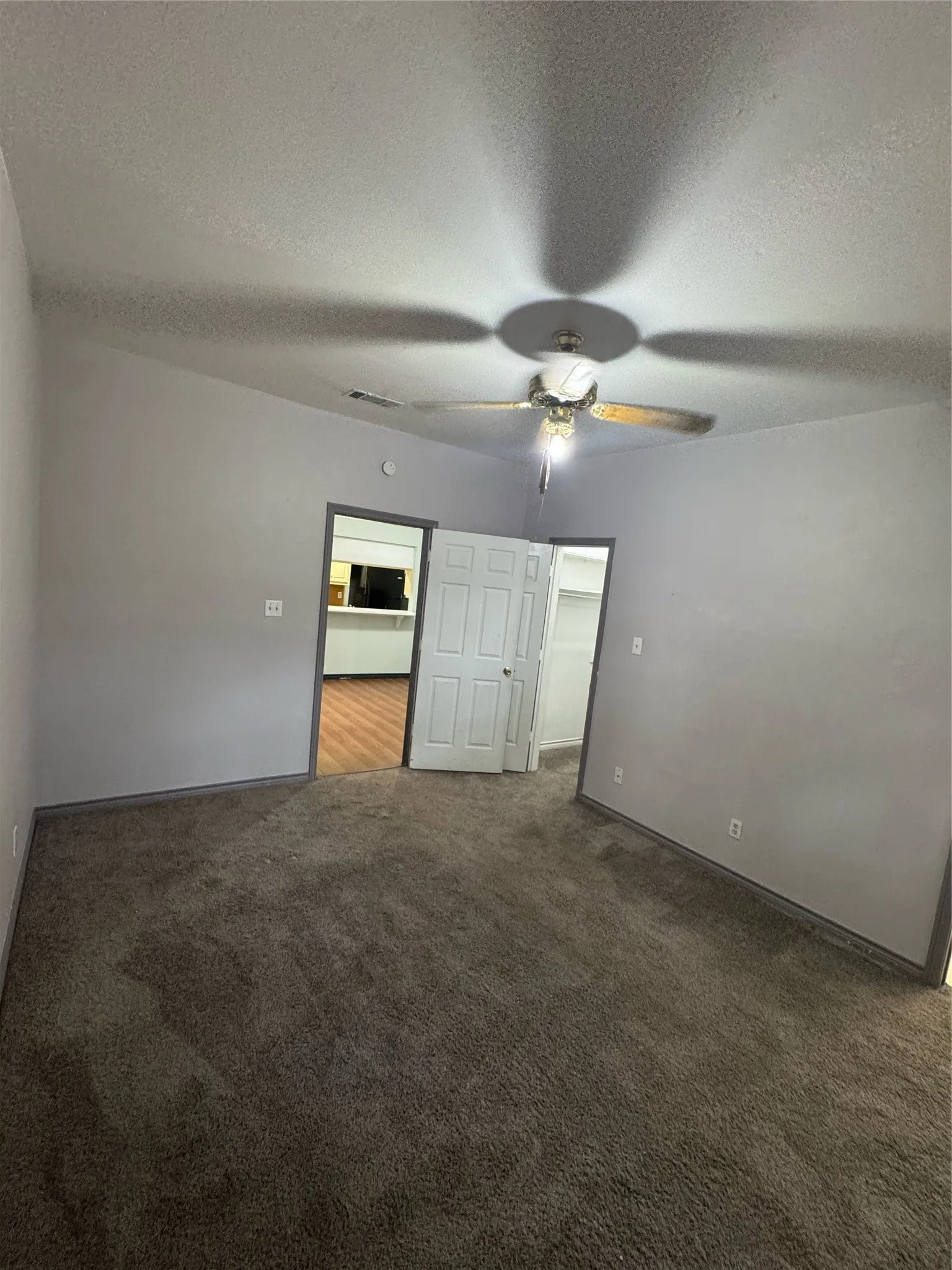 Duplex For Rent in Denton County , 201 E Windsor Drive, Denton, Texas 76209, 3 Bedroom, 2 Bathroom, 2 Garage spaces, 1,090 Sqft, built in 1984, mls#21334736, Real Estate Agent in Denton, Homes For Rent in Denton county, Homes For Rent in Denton, Realtor in Denton Texas, Real Estate Brokerage Independent Realty Texas, Luminita Cordes Realtor