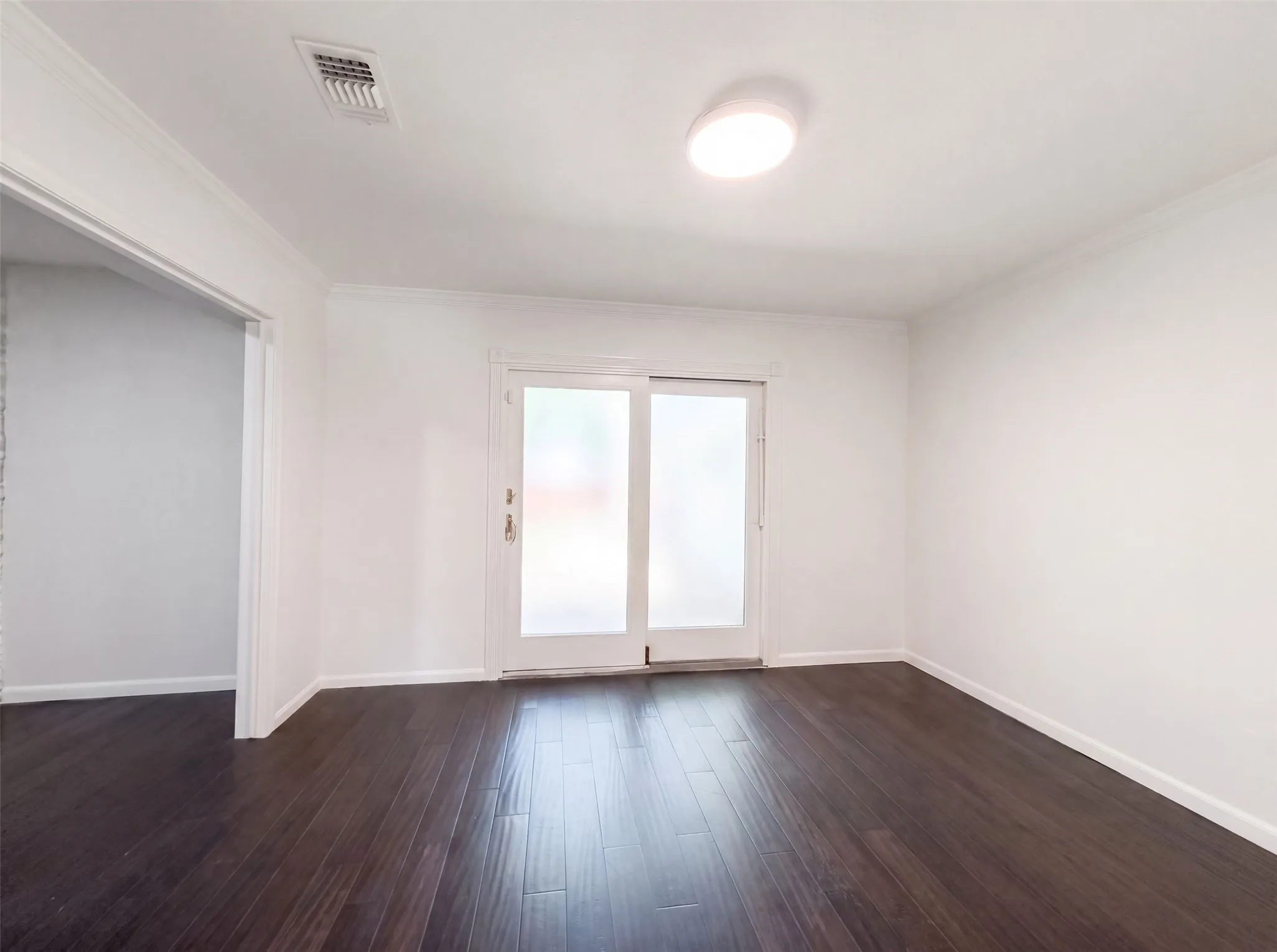 Single Family Residence For Sale in Dallas County , 725 Ridgecrest Drive, Irving, Texas 75060, 4 Bedroom, 3 Bathroom, 2 Garage spaces, 2,732 Sqft, built in 1959, mls#21334790, Real Estate Agent in Irving, Homes For Sale in Dallas county, Homes For Sale in Irving, Realtor in Irving Texas, Real Estate Brokerage Independent Realty Texas, Luminita Cordes Realtor
