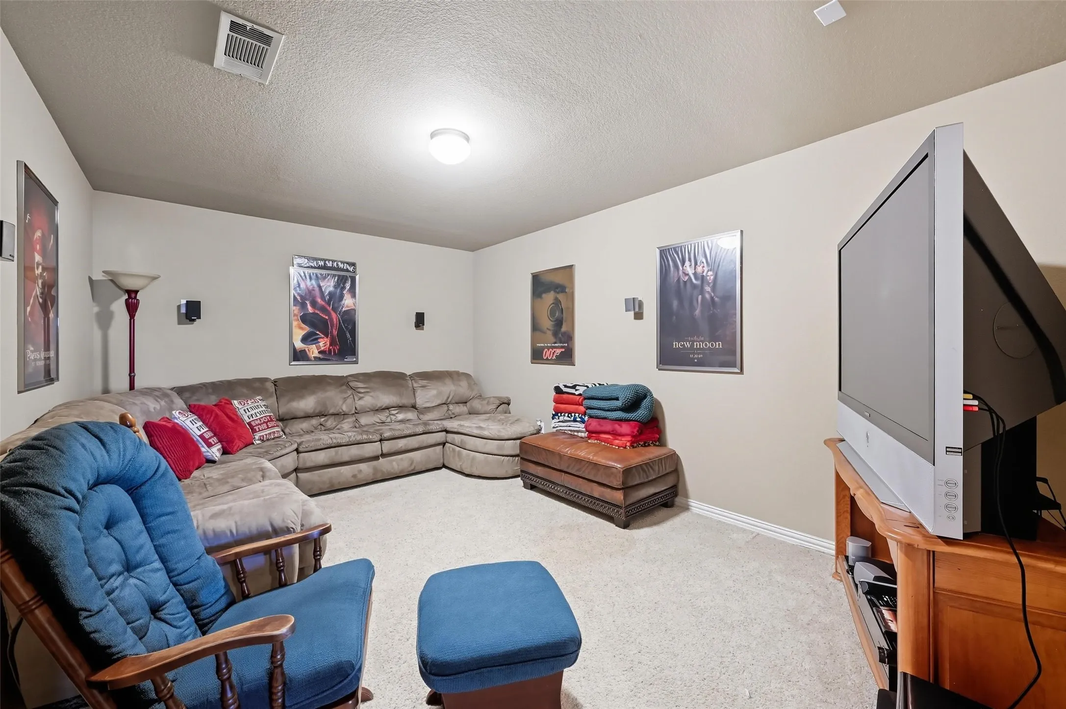 Single Family Residence For Sale in Tarrant County , 4501 Woodcrest Lane, Mansfield, Texas 76063, 4 Bedroom, 4 Bathroom, 2 Garage spaces, 3,623 Sqft, built in 2006, mls#21323303, Real Estate Agent in Mansfield, Homes For Sale in Tarrant county, Homes For Sale in Mansfield, Realtor in Mansfield Texas, Real Estate Brokerage Independent Realty Texas, Luminita Cordes Realtor