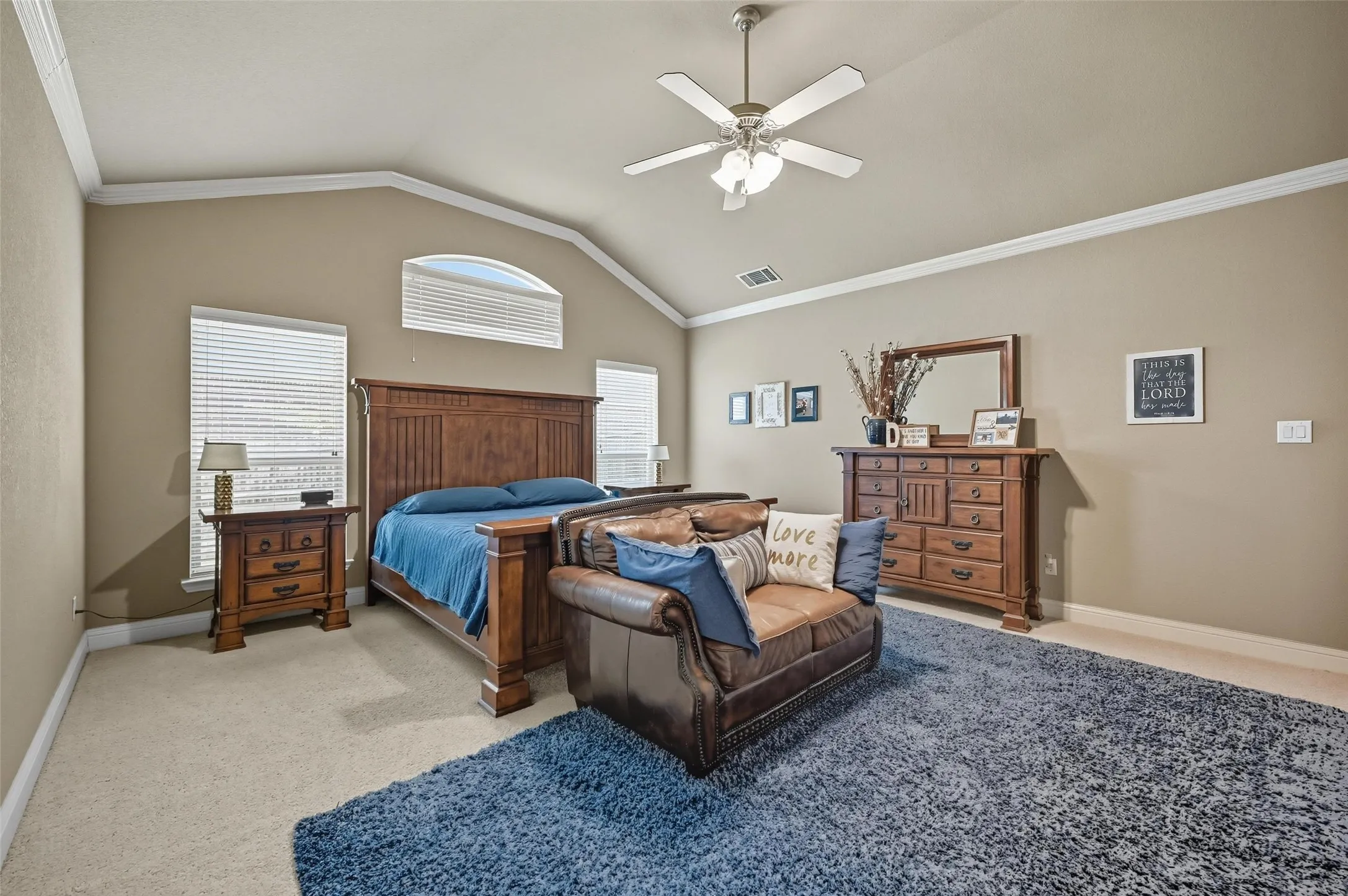 Single Family Residence For Sale in Tarrant County , 4501 Woodcrest Lane, Mansfield, Texas 76063, 4 Bedroom, 4 Bathroom, 2 Garage spaces, 3,623 Sqft, built in 2006, mls#21323303, Real Estate Agent in Mansfield, Homes For Sale in Tarrant county, Homes For Sale in Mansfield, Realtor in Mansfield Texas, Real Estate Brokerage Independent Realty Texas, Luminita Cordes Realtor