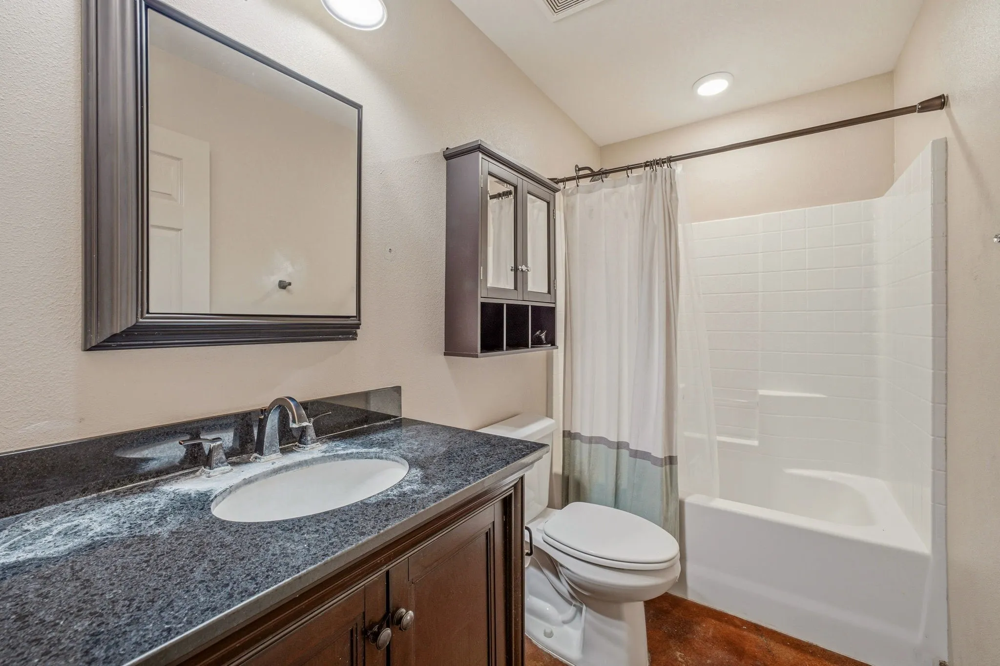 Single Family Residence For Sale in Jack County , 341 Wesley Chapel Road, Jacksboro, Texas 76458, 3 Bedroom, 2 Bathroom, Garage spaces, 1,500 Sqft, built in 2017, mls#21333906, Real Estate Agent in Jacksboro, Homes For Sale in Jack county, Homes For Sale in Jacksboro, Realtor in Jacksboro Texas, Real Estate Brokerage Independent Realty Texas, Luminita Cordes Realtor