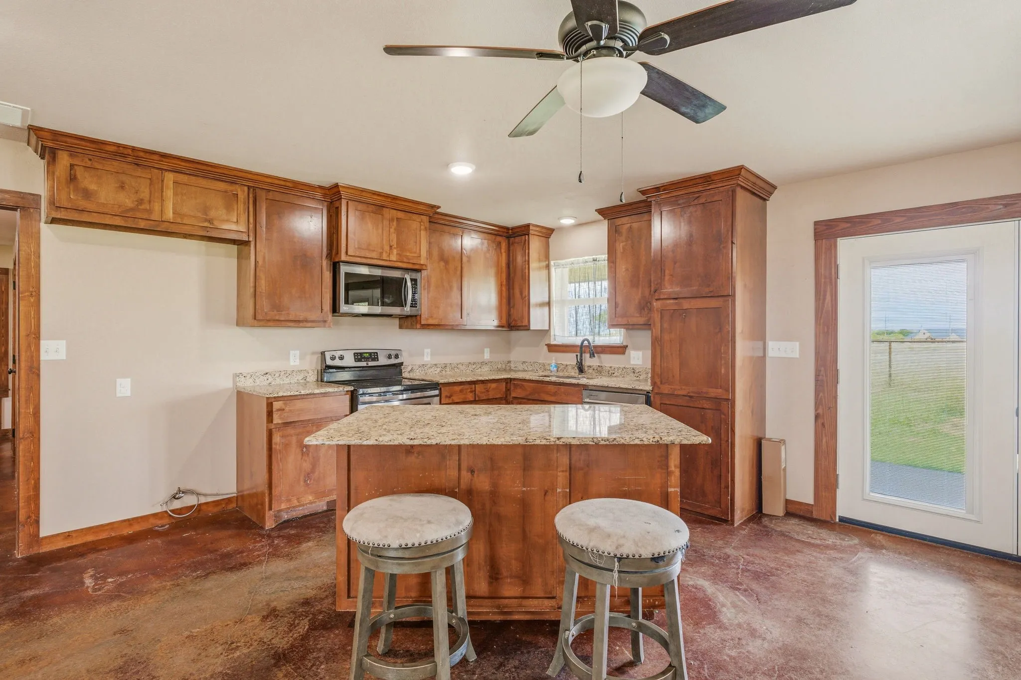 Single Family Residence For Sale in Jack County , 341 Wesley Chapel Road, Jacksboro, Texas 76458, 3 Bedroom, 2 Bathroom, Garage spaces, 1,500 Sqft, built in 2017, mls#21333906, Real Estate Agent in Jacksboro, Homes For Sale in Jack county, Homes For Sale in Jacksboro, Realtor in Jacksboro Texas, Real Estate Brokerage Independent Realty Texas, Luminita Cordes Realtor