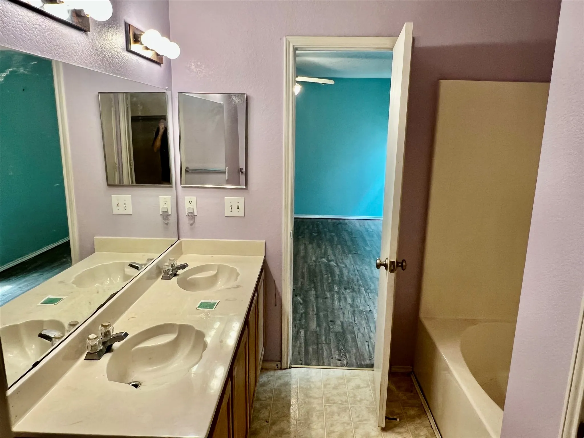 Single Family Residence For Sale in Denton County , 2040 Shawnee Trail, Fort Worth, Texas 76247, 4 Bedroom, 3 Bathroom, 2 Garage spaces, 2,609 Sqft, built in 2003, Price $239,000, mls#21334465, Real Estate Agent in Fort Worth, Homes For Sale in Denton county, Homes For Sale in Fort Worth, Realtor in Fort Worth Texas, Real Estate Brokerage Independent Realty Texas, Luminita Cordes Realtor