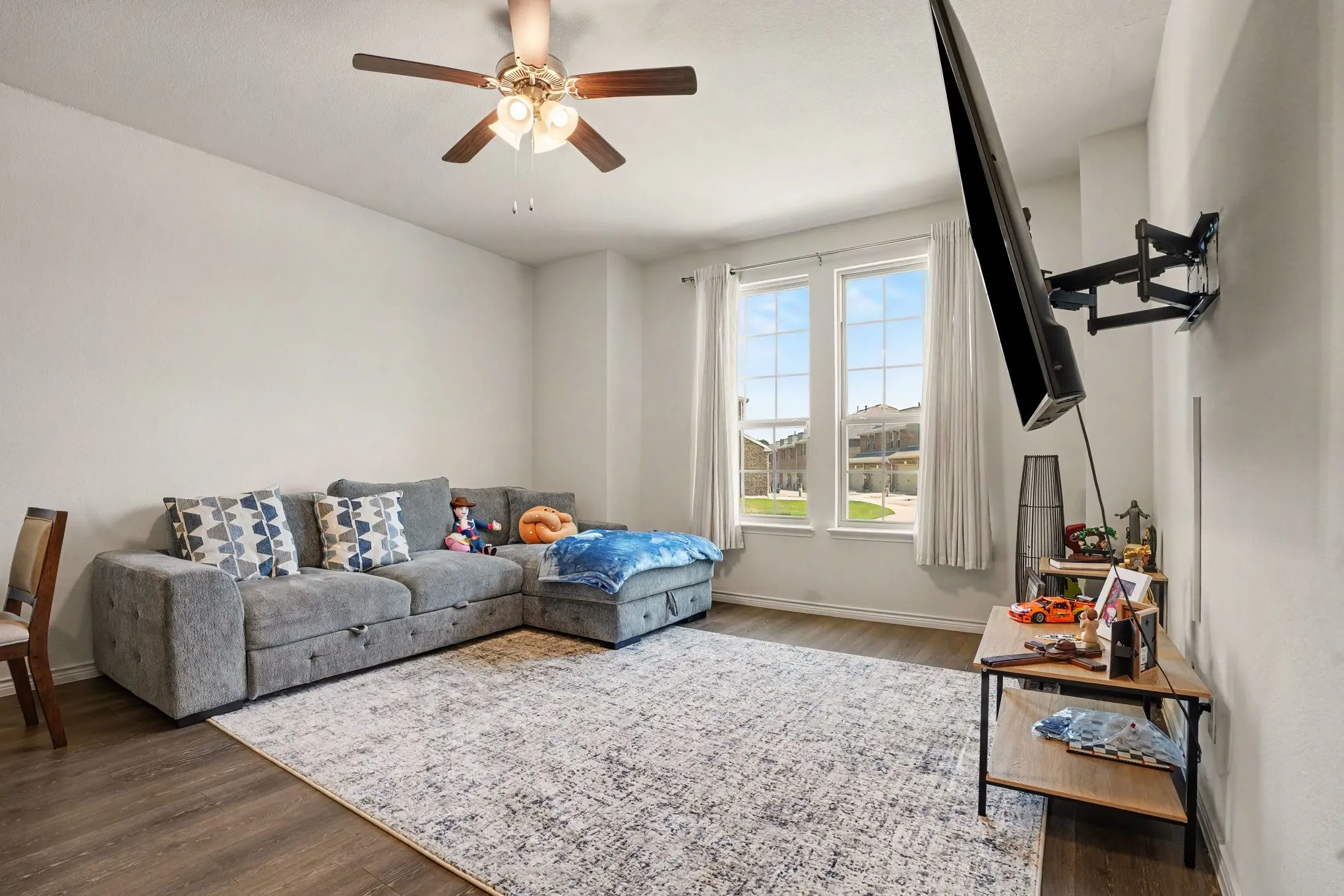 Townhouse For Sale in Dallas County , 2217 Steer Creek Place, Mesquite, Texas 75149, 3 Bedroom, 3 Bathroom, 2 Garage spaces, 1,711 Sqft, built in 2021, Price $295,300, mls#21327844, Real Estate Agent in Mesquite, Homes For Sale in Dallas county, Homes For Sale in Mesquite, Realtor in Mesquite Texas, Real Estate Brokerage Independent Realty Texas, Luminita Cordes Realtor