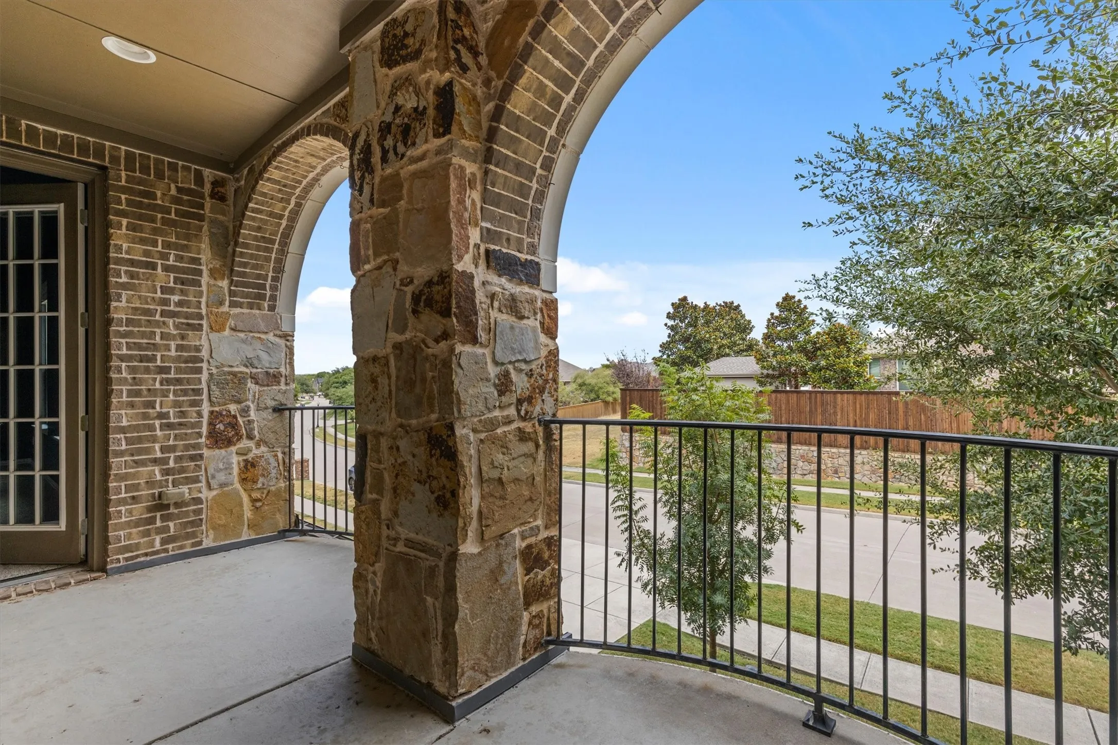 Single Family Residence For Sale in Collin County , 601 Boyd Creek Road, Mc Kinney, Texas 75071, 6 Bedroom, 4 Bathroom, 3 Garage spaces, 4,945 Sqft, built in 2013, mls#21332479, Real Estate Agent in Mc Kinney, Homes For Sale in Collin county, Homes For Sale in Mc Kinney, Realtor in Mc Kinney Texas, Real Estate Brokerage Independent Realty Texas, Luminita Cordes Realtor