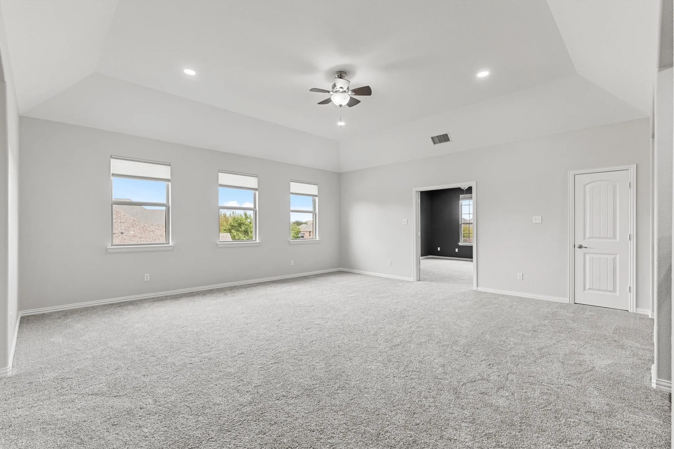 Single Family Residence For Sale in Collin County , 601 Boyd Creek Road, Mc Kinney, Texas 75071, 6 Bedroom, 4 Bathroom, 3 Garage spaces, 4,945 Sqft, built in 2013, mls#21332479, Real Estate Agent in Mc Kinney, Homes For Sale in Collin county, Homes For Sale in Mc Kinney, Realtor in Mc Kinney Texas, Real Estate Brokerage Independent Realty Texas, Luminita Cordes Realtor
