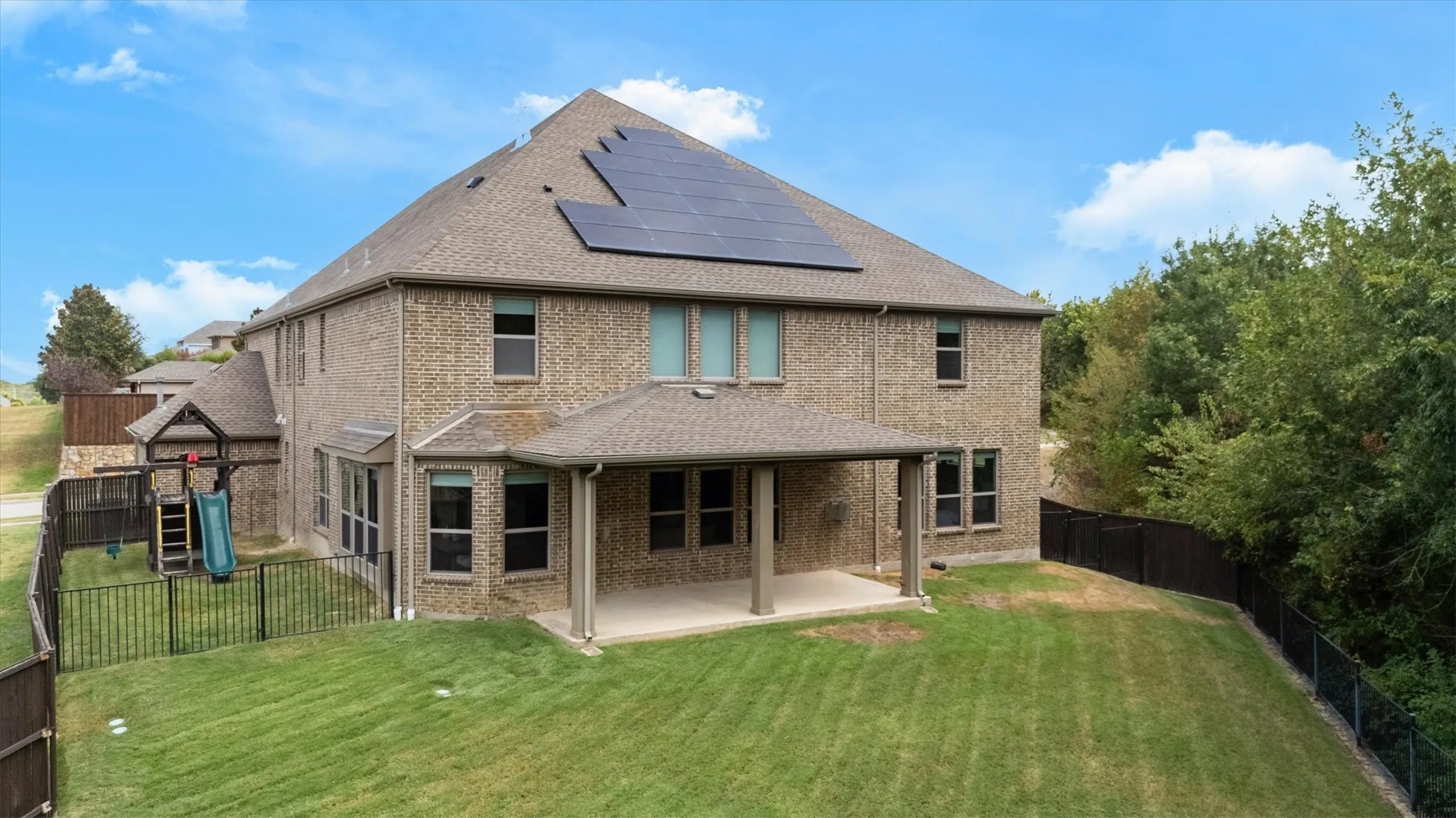 Single Family Residence For Sale in Collin County , 601 Boyd Creek Road, Mc Kinney, Texas 75071, 6 Bedroom, 4 Bathroom, 3 Garage spaces, 4,945 Sqft, built in 2013, mls#21332479, Real Estate Agent in Mc Kinney, Homes For Sale in Collin county, Homes For Sale in Mc Kinney, Realtor in Mc Kinney Texas, Real Estate Brokerage Independent Realty Texas, Luminita Cordes Realtor