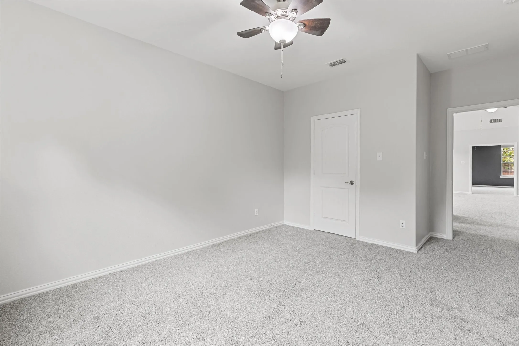 Single Family Residence For Sale in Collin County , 601 Boyd Creek Road, Mc Kinney, Texas 75071, 6 Bedroom, 4 Bathroom, 3 Garage spaces, 4,945 Sqft, built in 2013, mls#21332479, Real Estate Agent in Mc Kinney, Homes For Sale in Collin county, Homes For Sale in Mc Kinney, Realtor in Mc Kinney Texas, Real Estate Brokerage Independent Realty Texas, Luminita Cordes Realtor