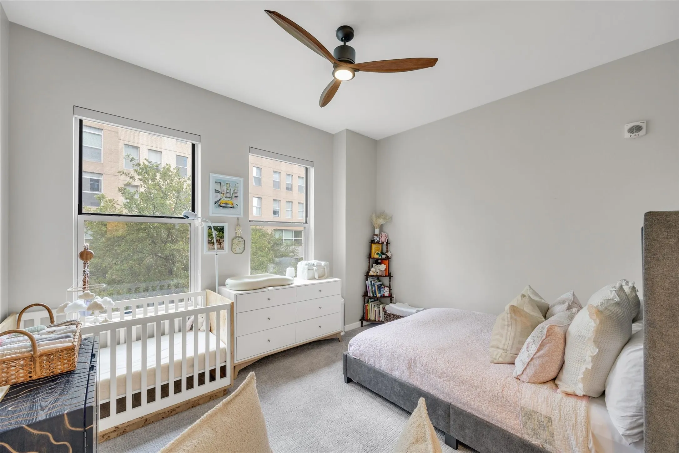 Condominium For Sale in Dallas County , 2323 N Houston Street 202, Dallas, Texas 75219, 2 Bedroom, 2 Bathroom, 3 Garage spaces, 1,784 Sqft, built in 2005, mls#21334817, Real Estate Agent in Dallas, Homes For Sale in Dallas county, Homes For Sale in Dallas, Realtor in Dallas Texas, Real Estate Brokerage Independent Realty Texas, Luminita Cordes Realtor