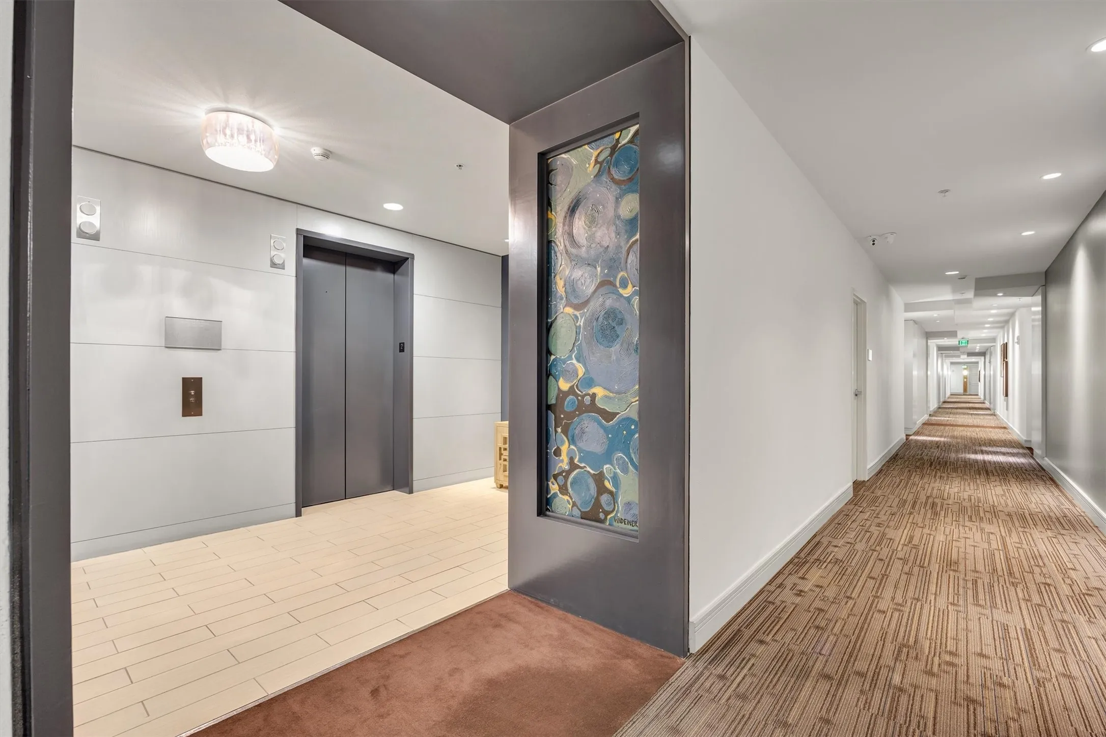 Condominium For Sale in Dallas County , 2323 N Houston Street 202, Dallas, Texas 75219, 2 Bedroom, 2 Bathroom, 3 Garage spaces, 1,784 Sqft, built in 2005, mls#21334817, Real Estate Agent in Dallas, Homes For Sale in Dallas county, Homes For Sale in Dallas, Realtor in Dallas Texas, Real Estate Brokerage Independent Realty Texas, Luminita Cordes Realtor
