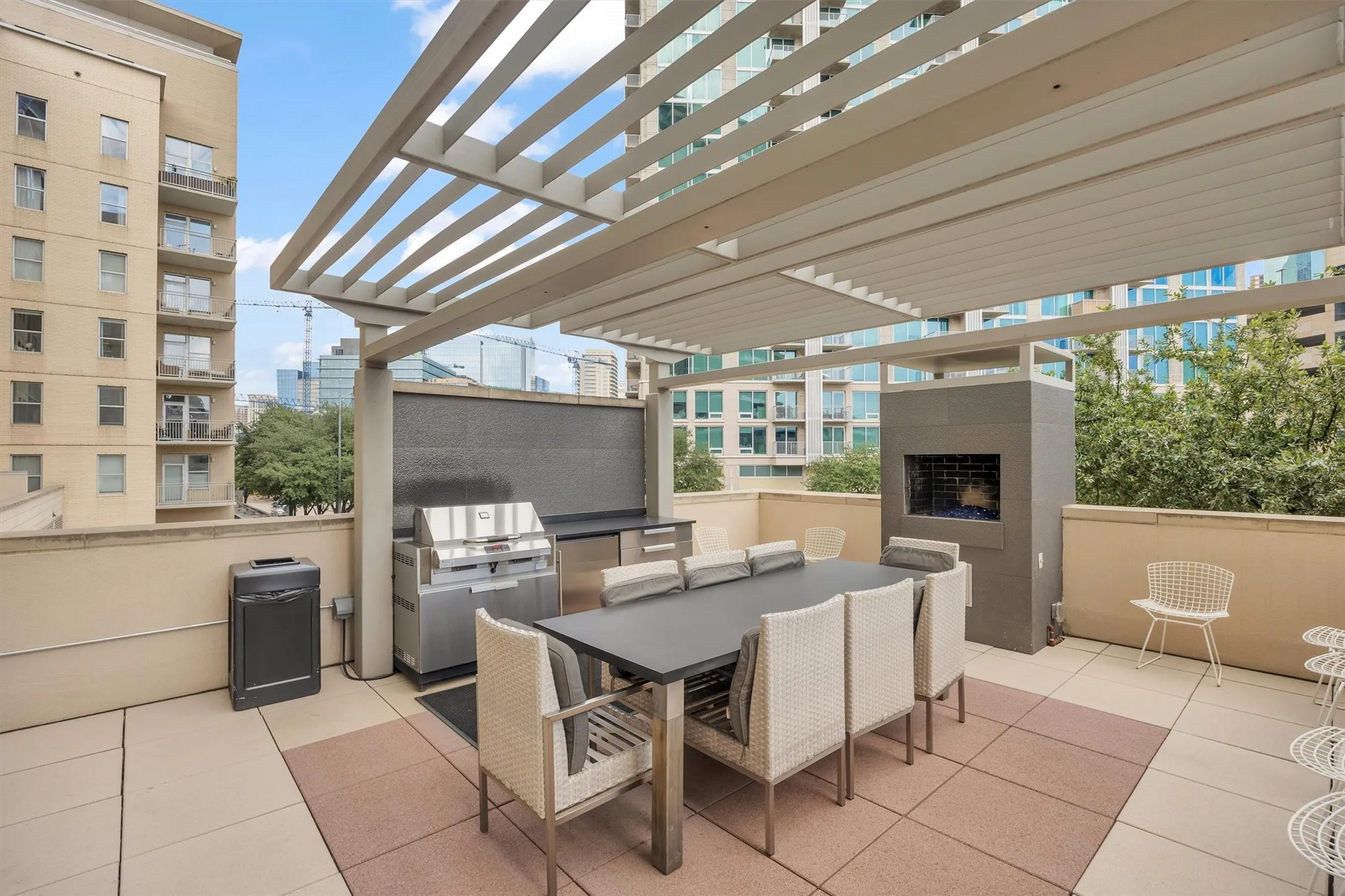Condominium For Sale in Dallas County , 2323 N Houston Street 202, Dallas, Texas 75219, 2 Bedroom, 2 Bathroom, 3 Garage spaces, 1,784 Sqft, built in 2005, mls#21334817, Real Estate Agent in Dallas, Homes For Sale in Dallas county, Homes For Sale in Dallas, Realtor in Dallas Texas, Real Estate Brokerage Independent Realty Texas, Luminita Cordes Realtor