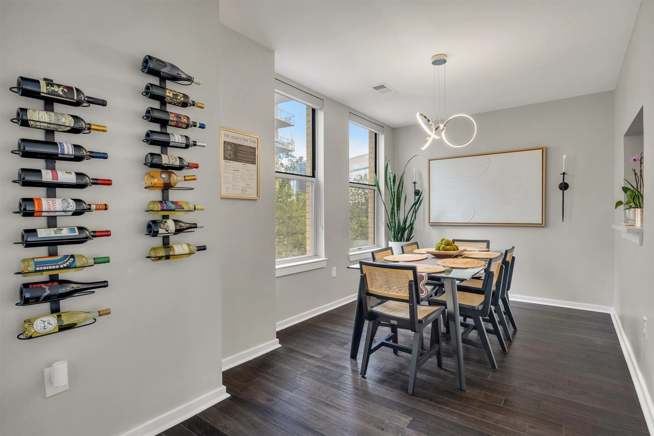 Condominium For Sale in Dallas County , 2323 N Houston Street 202, Dallas, Texas 75219, 2 Bedroom, 2 Bathroom, 3 Garage spaces, 1,784 Sqft, built in 2005, mls#21334817, Real Estate Agent in Dallas, Homes For Sale in Dallas county, Homes For Sale in Dallas, Realtor in Dallas Texas, Real Estate Brokerage Independent Realty Texas, Luminita Cordes Realtor