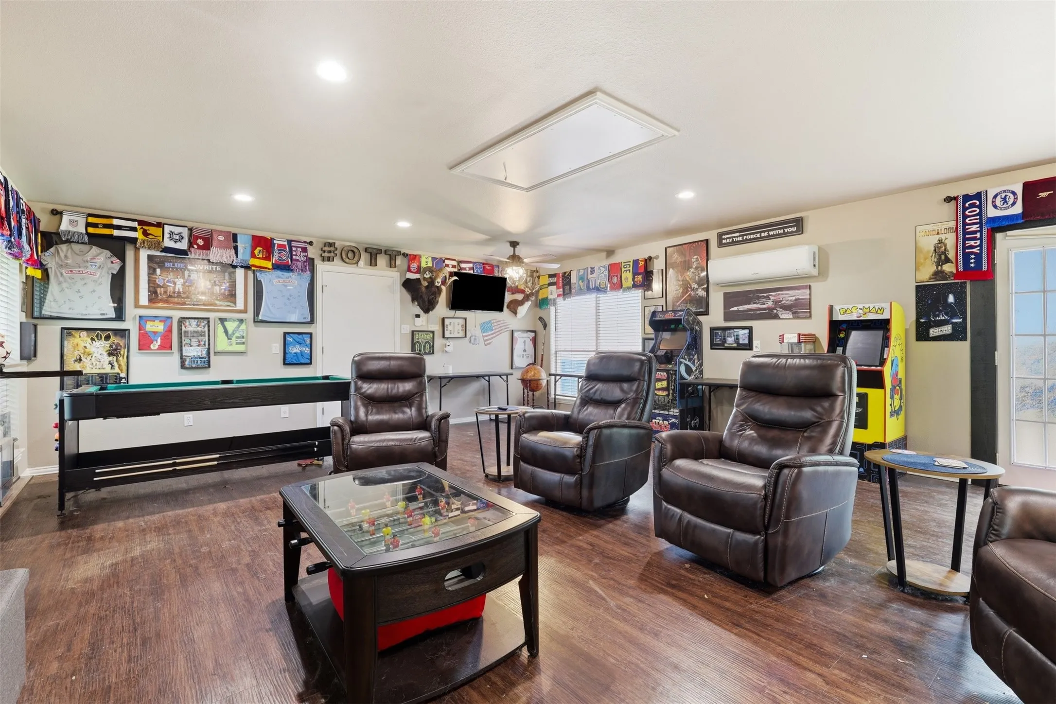 Single Family Residence For Sale in Parker County , 351 Cattlebaron Parc Drive, Fort Worth, Texas 76108, 5 Bedroom, 5 Bathroom, 5 Garage spaces, 4,075 Sqft, built in 1998, mls#21332417, Real Estate Agent in Fort Worth, Homes For Sale in Parker county, Homes For Sale in Fort Worth, Realtor in Fort Worth Texas, Real Estate Brokerage Independent Realty Texas, Luminita Cordes Realtor