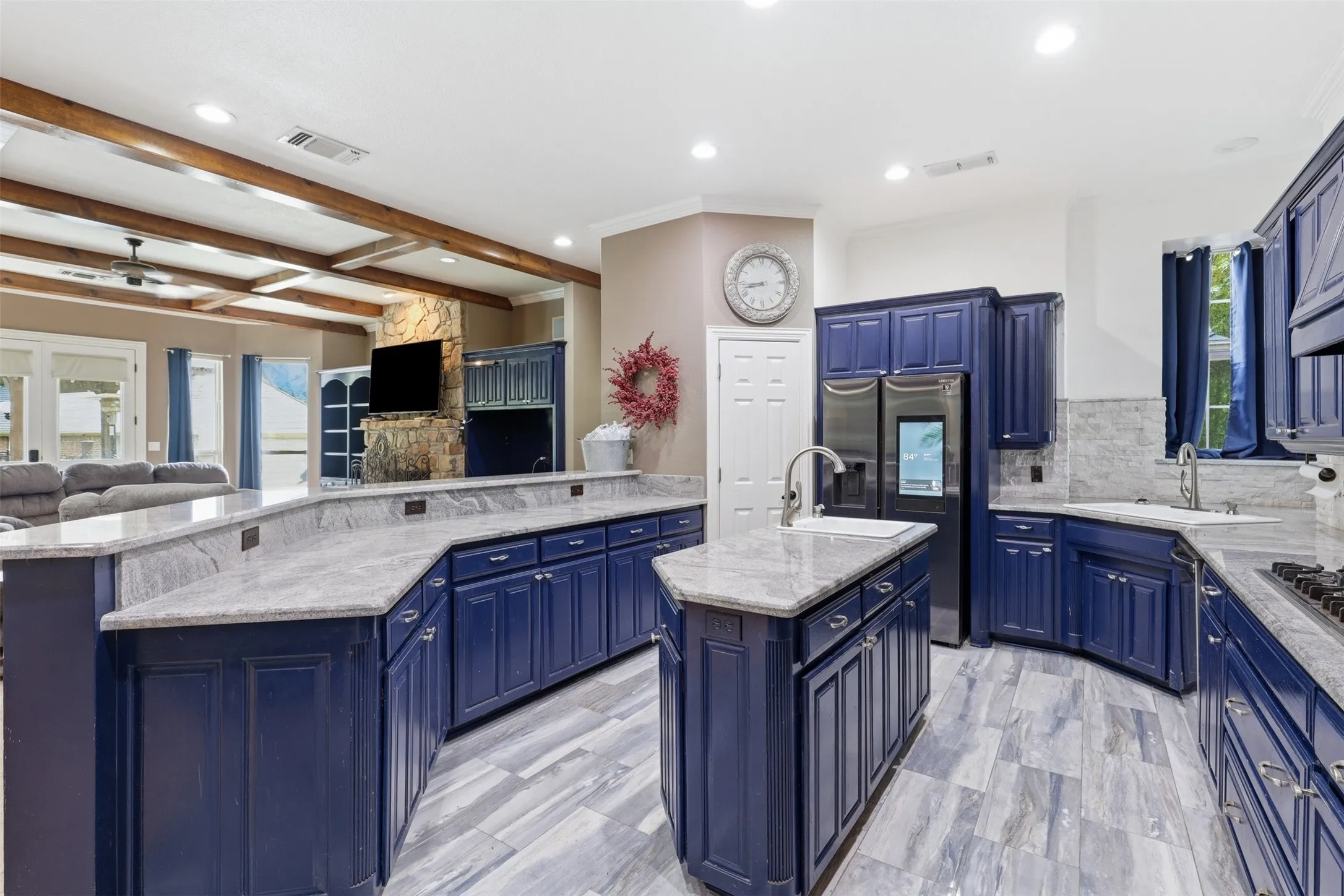 Single Family Residence For Sale in Parker County , 351 Cattlebaron Parc Drive, Fort Worth, Texas 76108, 5 Bedroom, 5 Bathroom, 5 Garage spaces, 4,075 Sqft, built in 1998, mls#21332417, Real Estate Agent in Fort Worth, Homes For Sale in Parker county, Homes For Sale in Fort Worth, Realtor in Fort Worth Texas, Real Estate Brokerage Independent Realty Texas, Luminita Cordes Realtor