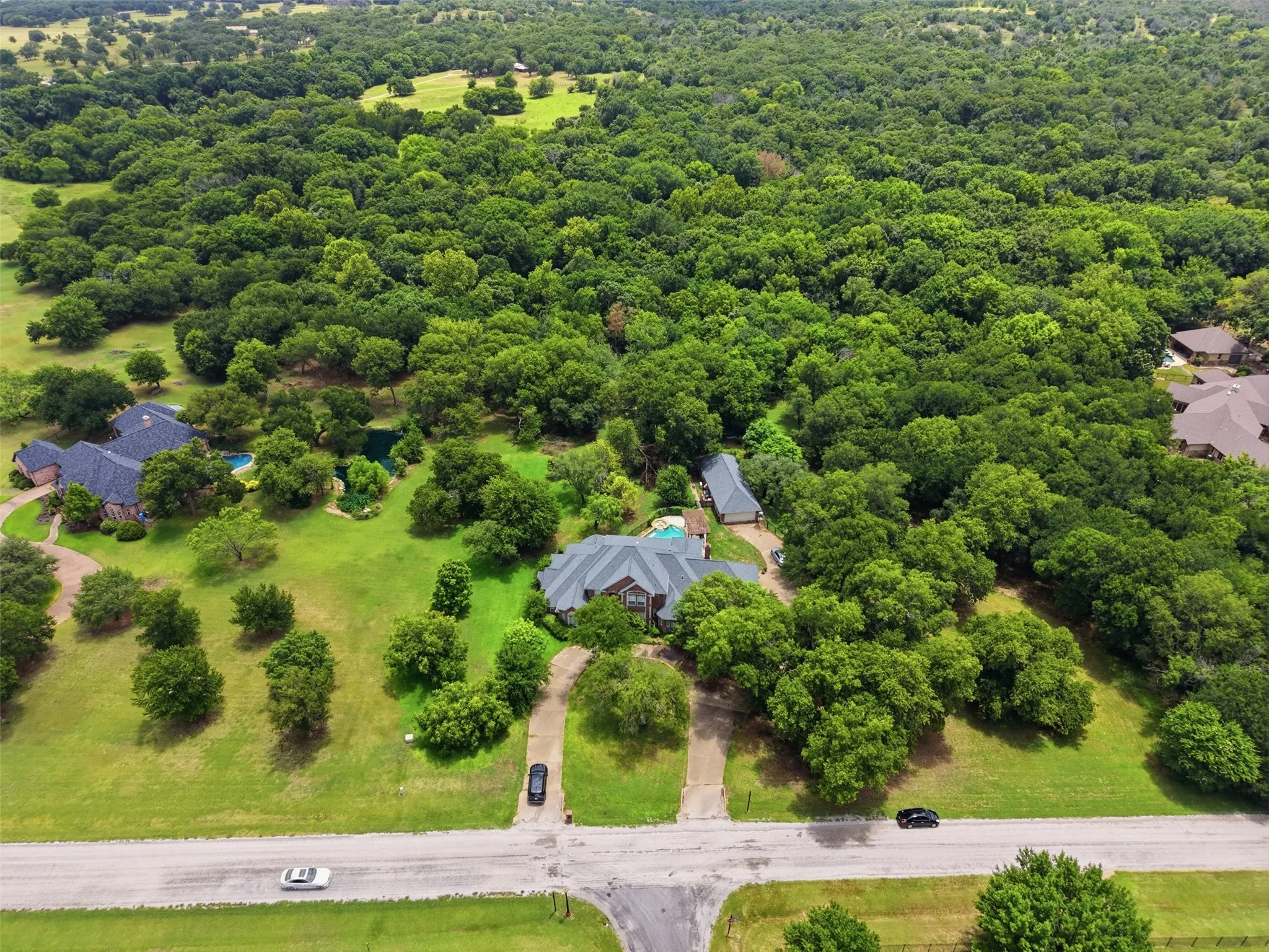 Single Family Residence For Sale in Parker County , 351 Cattlebaron Parc Drive, Fort Worth, Texas 76108, 5 Bedroom, 5 Bathroom, 5 Garage spaces, 4,075 Sqft, built in 1998, mls#21332417, Real Estate Agent in Fort Worth, Homes For Sale in Parker county, Homes For Sale in Fort Worth, Realtor in Fort Worth Texas, Real Estate Brokerage Independent Realty Texas, Luminita Cordes Realtor