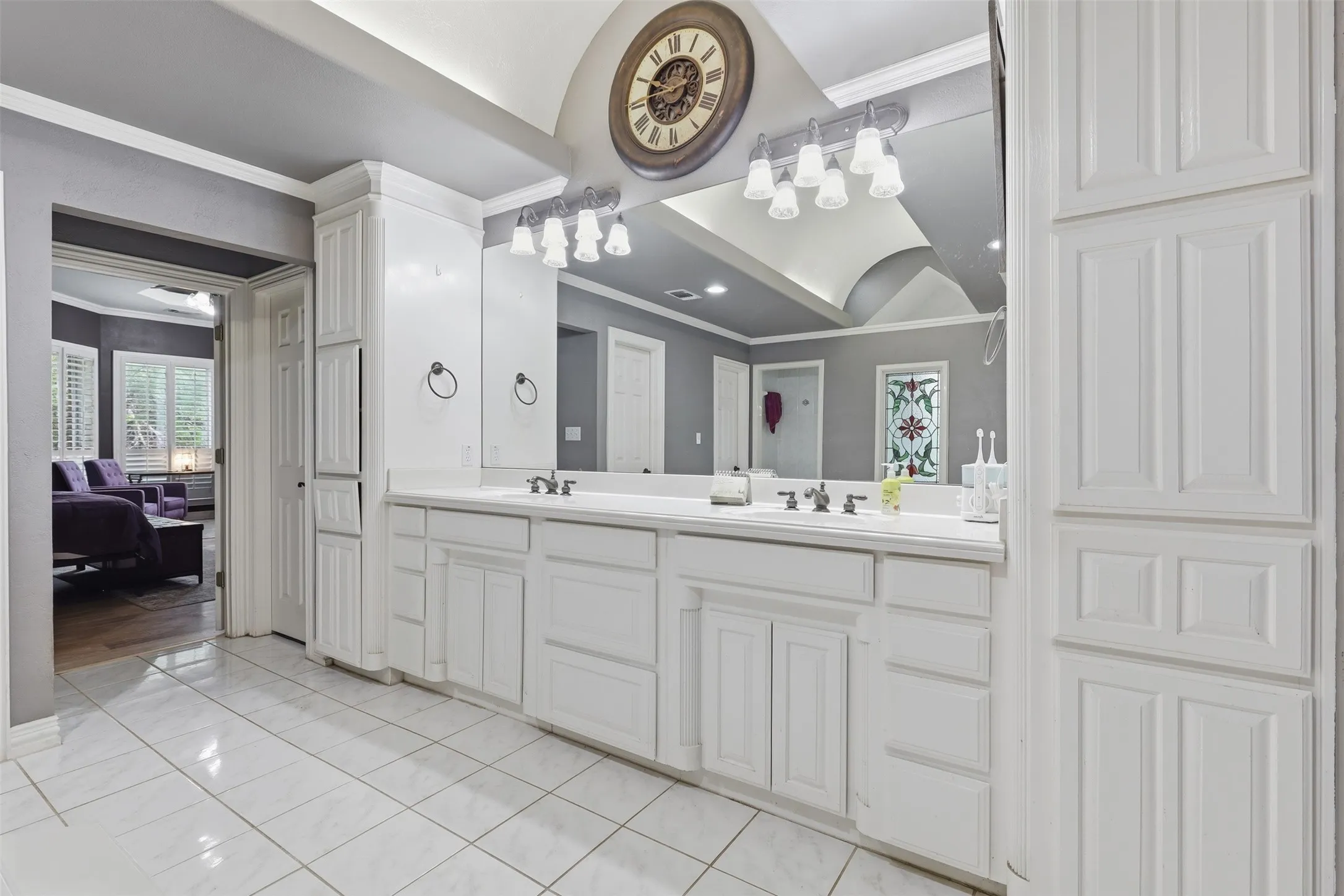 Single Family Residence For Sale in Parker County , 351 Cattlebaron Parc Drive, Fort Worth, Texas 76108, 5 Bedroom, 5 Bathroom, 5 Garage spaces, 4,075 Sqft, built in 1998, mls#21332417, Real Estate Agent in Fort Worth, Homes For Sale in Parker county, Homes For Sale in Fort Worth, Realtor in Fort Worth Texas, Real Estate Brokerage Independent Realty Texas, Luminita Cordes Realtor