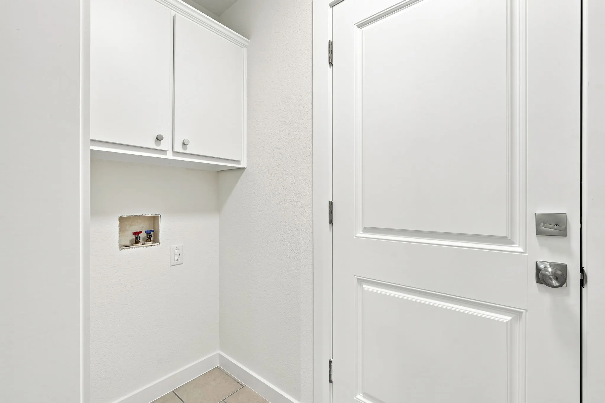 Single Family Residence For Sale in Ellis County , 1519 Shawnee Road, Red Oak, Texas 75165, 3 Bedroom, 2 Bathroom, 2 Garage spaces, 1,577 Sqft, built in 2004, mls#21322451, Real Estate Agent in Red Oak, Homes For Sale in Ellis county, Homes For Sale in Red Oak, Realtor in Red Oak Texas, Real Estate Brokerage Independent Realty Texas, Luminita Cordes Realtor