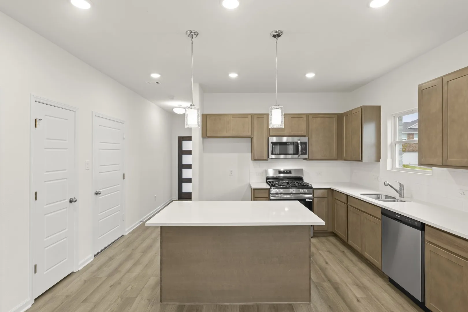Single Family Residence For Sale in Hunt County , 3805 Buckhead Drive, Caddo Mills, Texas 75135, 3 Bedroom, 2 Bathroom, 2 Garage spaces, 1,640 Sqft, built in 2026, mls#21334631, Real Estate Agent in Caddo Mills, Homes For Sale in Hunt county, Homes For Sale in Caddo Mills, Realtor in Caddo Mills Texas, Real Estate Brokerage Independent Realty Texas, Luminita Cordes Realtor
