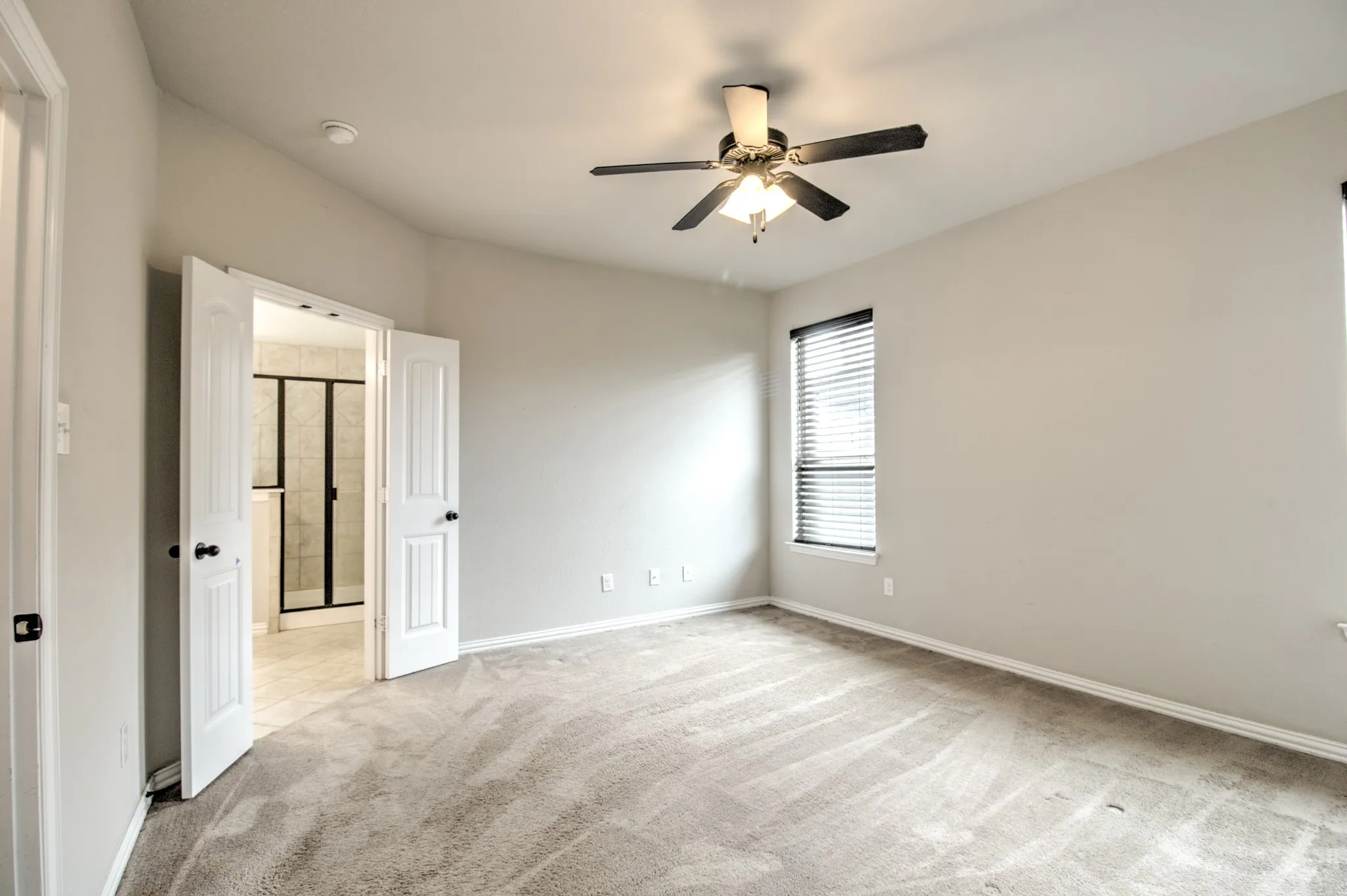 Single Family Residence For Sale in Cooke County , 1809 SILVER OAKS, Gainesville, Texas 76240, 3 Bedroom, 2 Bathroom, 2 Garage spaces, 1,893 Sqft, built in 2018, mls#21334752, Real Estate Agent in Gainesville, Homes For Sale in Cooke county, Homes For Sale in Gainesville, Realtor in Gainesville Texas, Real Estate Brokerage Independent Realty Texas, Luminita Cordes Realtor