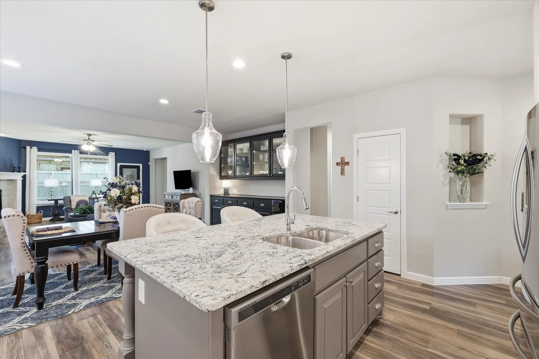Designer lighting, decorator touches.