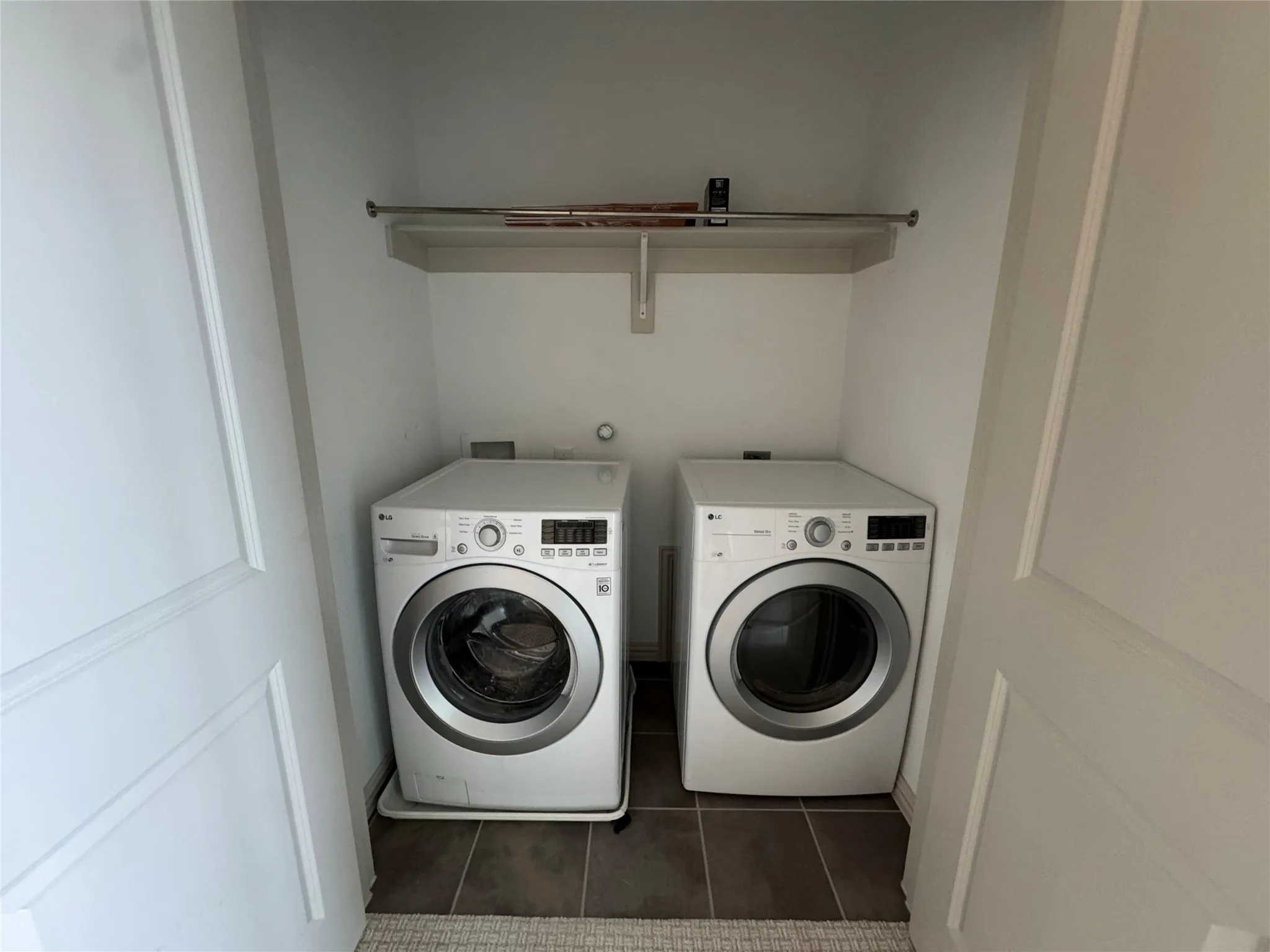 Townhouse For Rent in Collin County , 6285 Davison Way, Mc Kinney, Texas 75070, 2 Bedroom, 3 Bathroom, 2 Garage spaces, 1,527 Sqft, built in 2016, mls#21334835, Real Estate Agent in Mc Kinney, Homes For Rent in Collin county, Homes For Rent in Mc Kinney, Realtor in Mc Kinney Texas, Real Estate Brokerage Independent Realty Texas, Luminita Cordes Realtor
