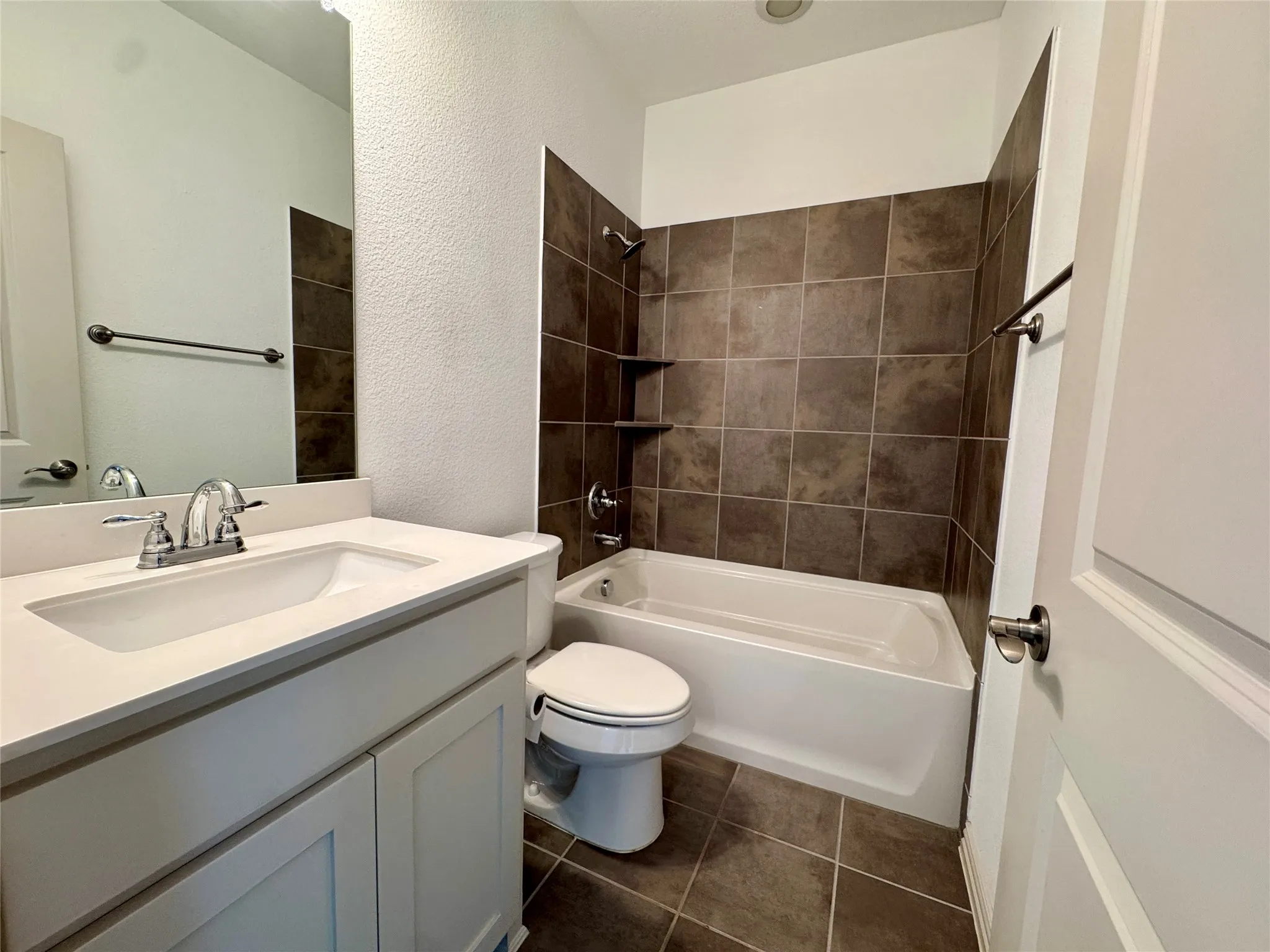 Townhouse For Rent in Collin County , 6285 Davison Way, Mc Kinney, Texas 75070, 2 Bedroom, 3 Bathroom, 2 Garage spaces, 1,527 Sqft, built in 2016, mls#21334835, Real Estate Agent in Mc Kinney, Homes For Rent in Collin county, Homes For Rent in Mc Kinney, Realtor in Mc Kinney Texas, Real Estate Brokerage Independent Realty Texas, Luminita Cordes Realtor