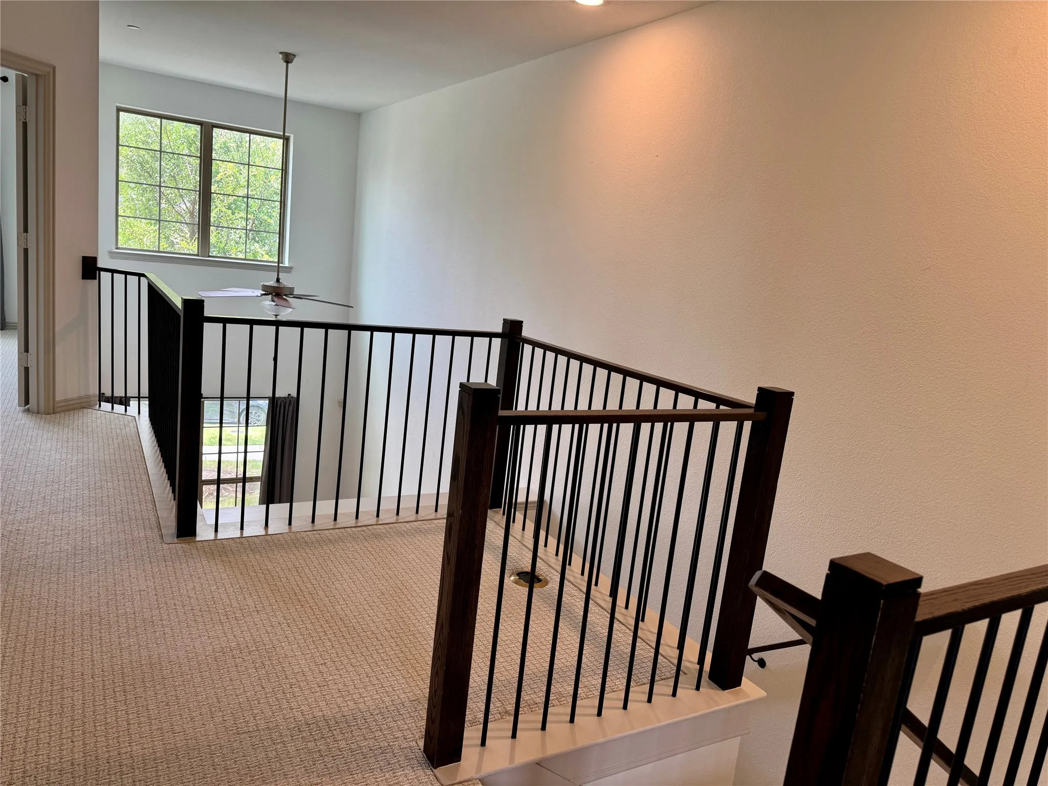 Townhouse For Rent in Collin County , 6285 Davison Way, Mc Kinney, Texas 75070, 2 Bedroom, 3 Bathroom, 2 Garage spaces, 1,527 Sqft, built in 2016, mls#21334835, Real Estate Agent in Mc Kinney, Homes For Rent in Collin county, Homes For Rent in Mc Kinney, Realtor in Mc Kinney Texas, Real Estate Brokerage Independent Realty Texas, Luminita Cordes Realtor