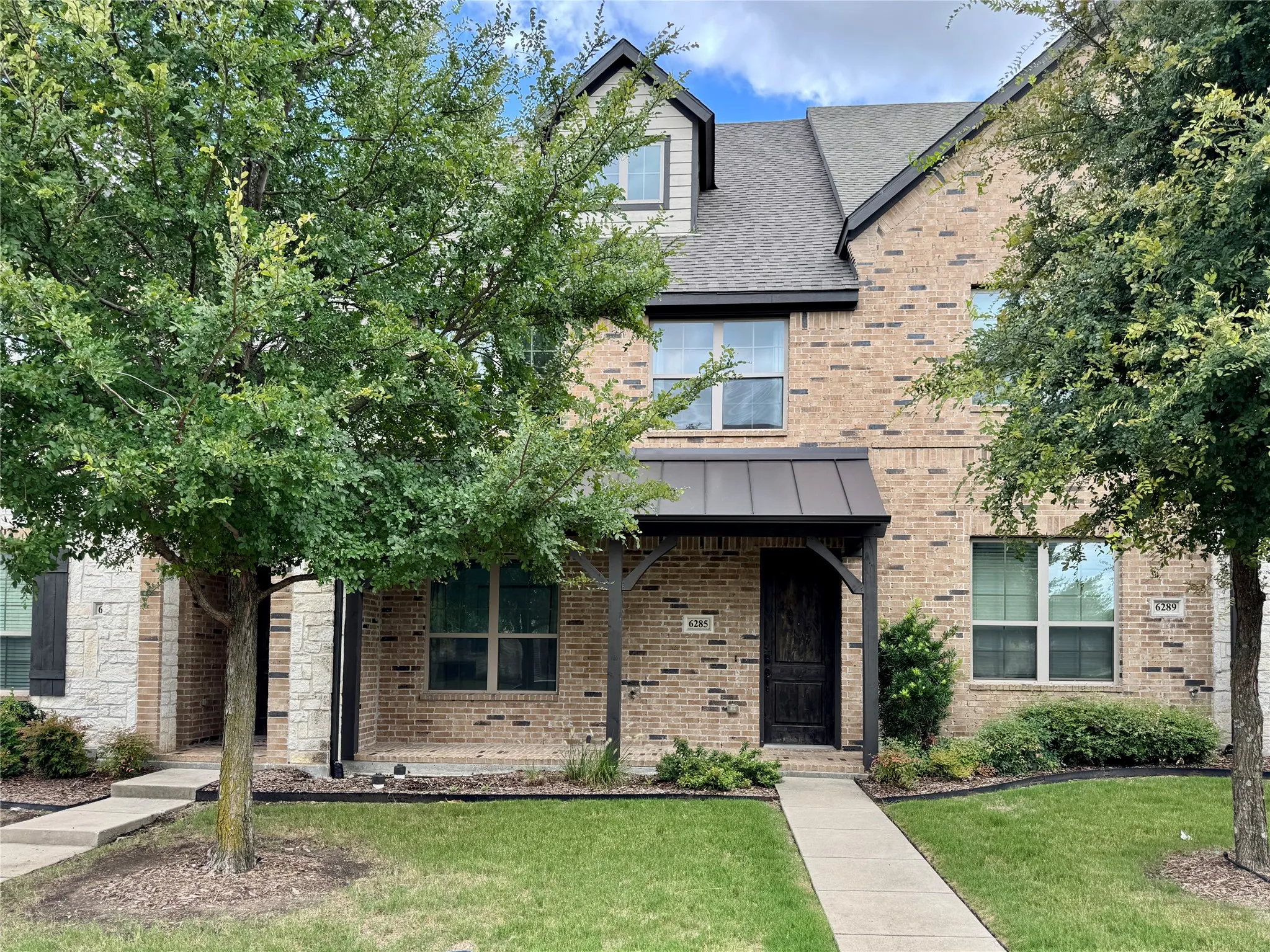 Townhouse For Rent in Collin County , 6285 Davison Way, Mc Kinney, Texas 75070, 2 Bedroom, 3 Bathroom, 2 Garage spaces, 1,527 Sqft, built in 2016, mls#21334835, Real Estate Agent in Mc Kinney, Homes For Rent in Collin county, Homes For Rent in Mc Kinney, Realtor in Mc Kinney Texas, Real Estate Brokerage Independent Realty Texas, Luminita Cordes Realtor
