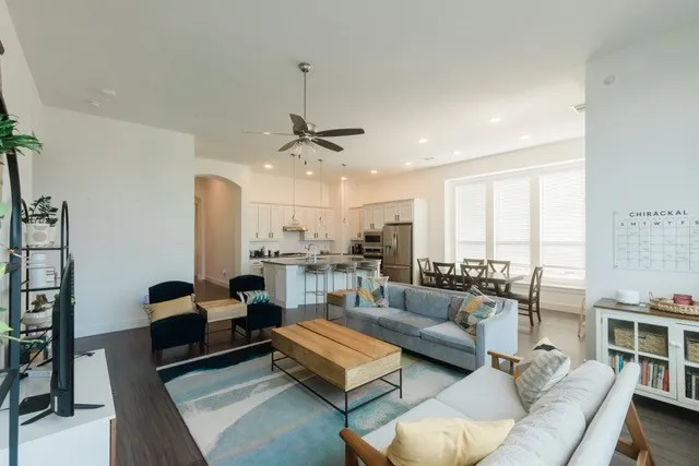Single Family Residence For Sale in Kaufman County , 625 Claverton Lane, Forney, Texas 75126, 4 Bedroom, 3 Bathroom, 2 Garage spaces, 2,278 Sqft, built in 2021, Price $389,000, mls#21330389, Real Estate Agent in Forney, Homes For Sale in Kaufman county, Homes For Sale in Forney, Realtor in Forney Texas, Real Estate Brokerage Independent Realty Texas, Luminita Cordes Realtor