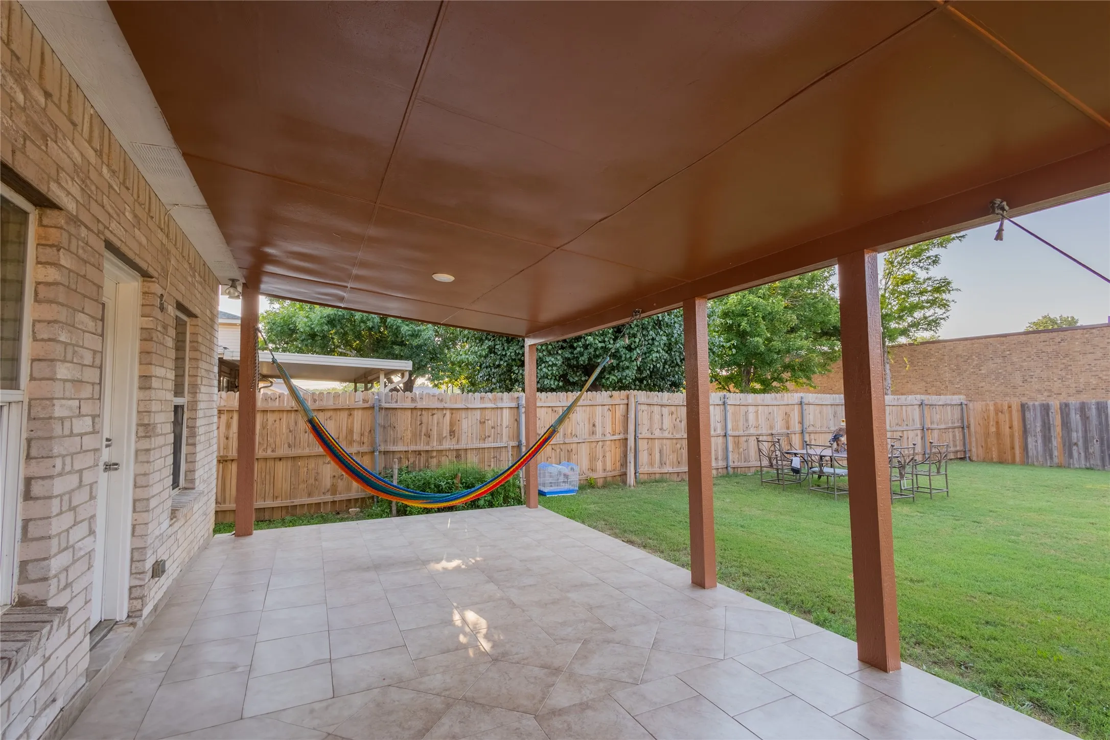 Single Family Residence For Sale in Denton County , 5718 Green Ivy Road, Denton, Texas 76210, 4 Bedroom, 3 Bathroom, 2 Garage spaces, 2,917 Sqft, built in 2006, Price $359,000, mls#21334671, Real Estate Agent in Denton, Homes For Sale in Denton county, Homes For Sale in Denton, Realtor in Denton Texas, Real Estate Brokerage Independent Realty Texas, Luminita Cordes Realtor