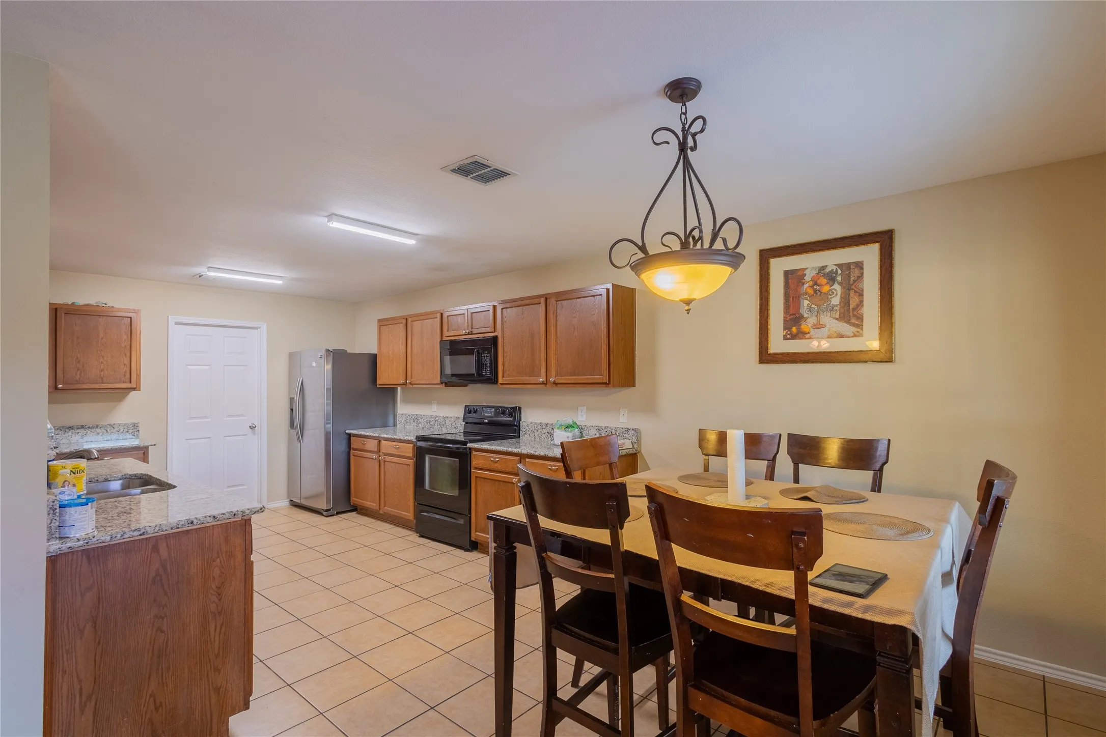 Single Family Residence For Sale in Denton County , 5718 Green Ivy Road, Denton, Texas 76210, 4 Bedroom, 3 Bathroom, 2 Garage spaces, 2,917 Sqft, built in 2006, Price $359,000, mls#21334671, Real Estate Agent in Denton, Homes For Sale in Denton county, Homes For Sale in Denton, Realtor in Denton Texas, Real Estate Brokerage Independent Realty Texas, Luminita Cordes Realtor