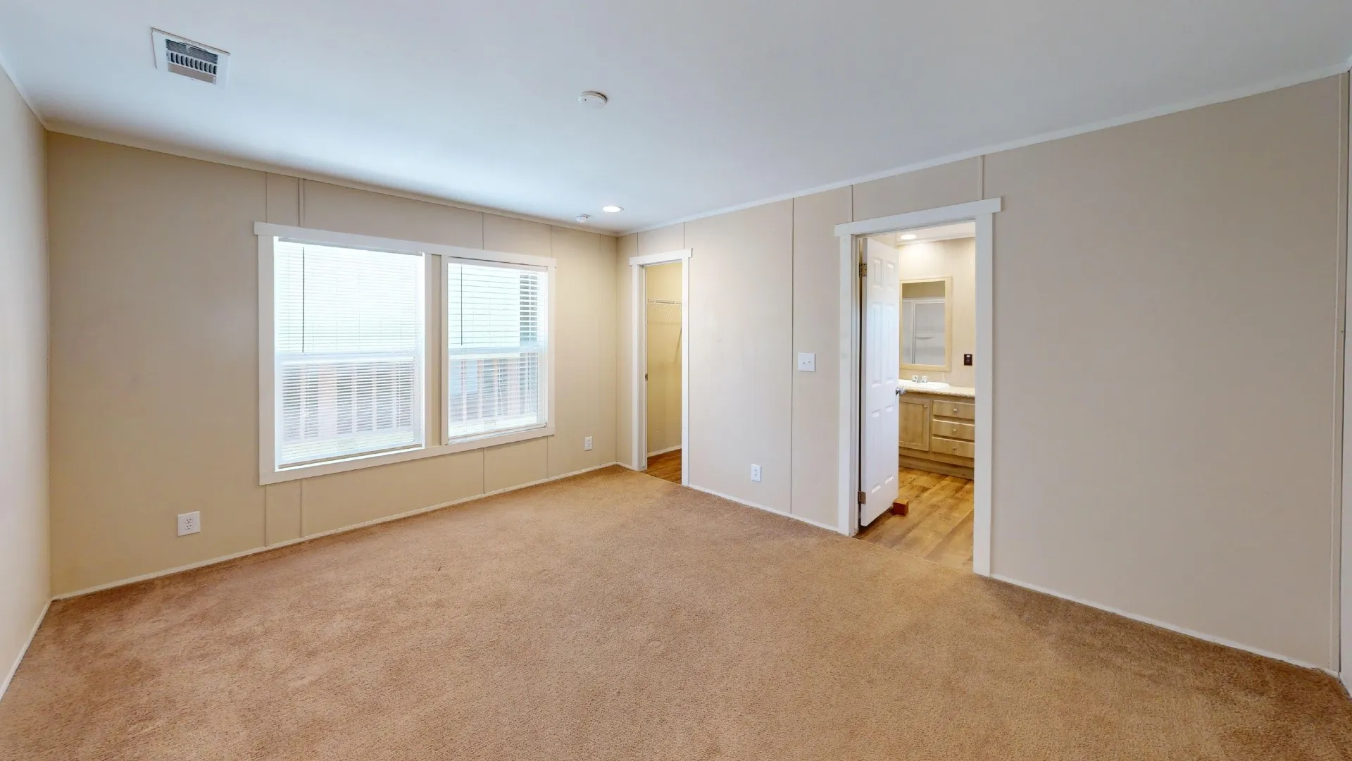 Manufactured Home For Rent in Tarrant County , 7415 Remington Road, Mansfield, Texas 76063, 3 Bedroom, 1 Bathroom, Garage spaces, 1,680 Sqft, built in 1996, mls#21334843, Real Estate Agent in Mansfield, Homes For Rent in Tarrant county, Homes For Rent in Mansfield, Realtor in Mansfield Texas, Real Estate Brokerage Independent Realty Texas, Luminita Cordes Realtor