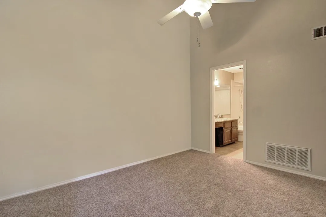 Condominium For Rent in Collin County , 4242 N Capistrano Drive 135, Dallas, Texas 75287, 2 Bedroom, 2 Bathroom, 1 Garage spaces, 1,337 Sqft, built in 1986, mls#21334250, Real Estate Agent in Dallas, Homes For Rent in Collin county, Homes For Rent in Dallas, Realtor in Dallas Texas, Real Estate Brokerage Independent Realty Texas, Luminita Cordes Realtor