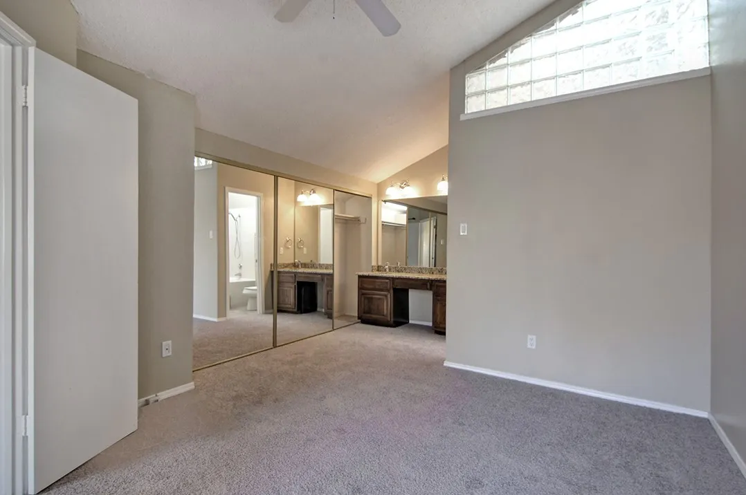 Condominium For Rent in Collin County , 4242 N Capistrano Drive 135, Dallas, Texas 75287, 2 Bedroom, 2 Bathroom, 1 Garage spaces, 1,337 Sqft, built in 1986, mls#21334250, Real Estate Agent in Dallas, Homes For Rent in Collin county, Homes For Rent in Dallas, Realtor in Dallas Texas, Real Estate Brokerage Independent Realty Texas, Luminita Cordes Realtor