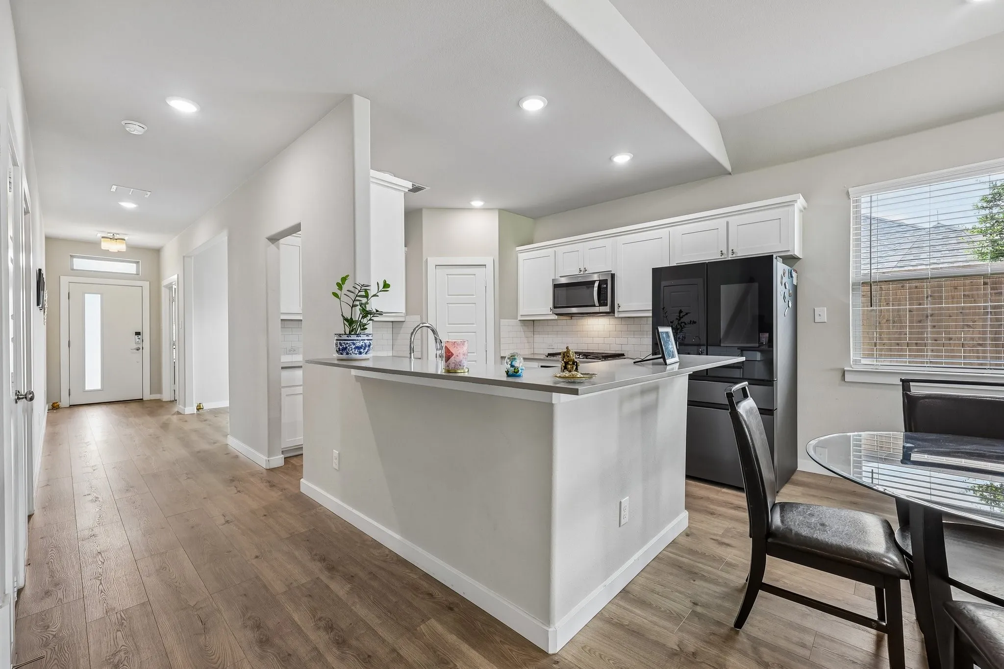 Single Family Residence For Sale in Collin County , 2829 Prospect Street, Celina, Texas 75009, 4 Bedroom, 4 Bathroom, 2 Garage spaces, 2,719 Sqft, built in 2023, Price $525,000, mls#21334460, Real Estate Agent in Celina, Homes For Sale in Collin county, Homes For Sale in Celina, Realtor in Celina Texas, Real Estate Brokerage Independent Realty Texas, Luminita Cordes Realtor