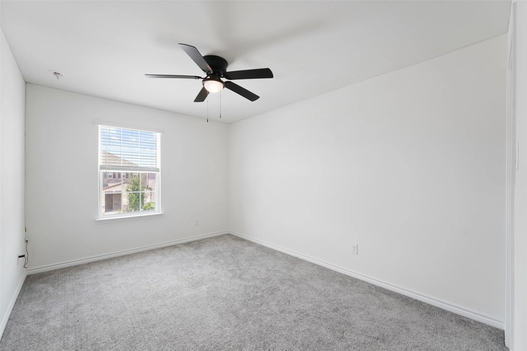 Single Family Residence For Sale in Denton County , 3744 Highland Bayou Drive, Celina, Texas 75078, 4 Bedroom, 3 Bathroom, 2 Garage spaces, 3,102 Sqft, built in 2022, mls#21292520, Real Estate Agent in Celina, Homes For Sale in Denton county, Homes For Sale in Celina, Realtor in Celina Texas, Real Estate Brokerage Independent Realty Texas, Luminita Cordes Realtor