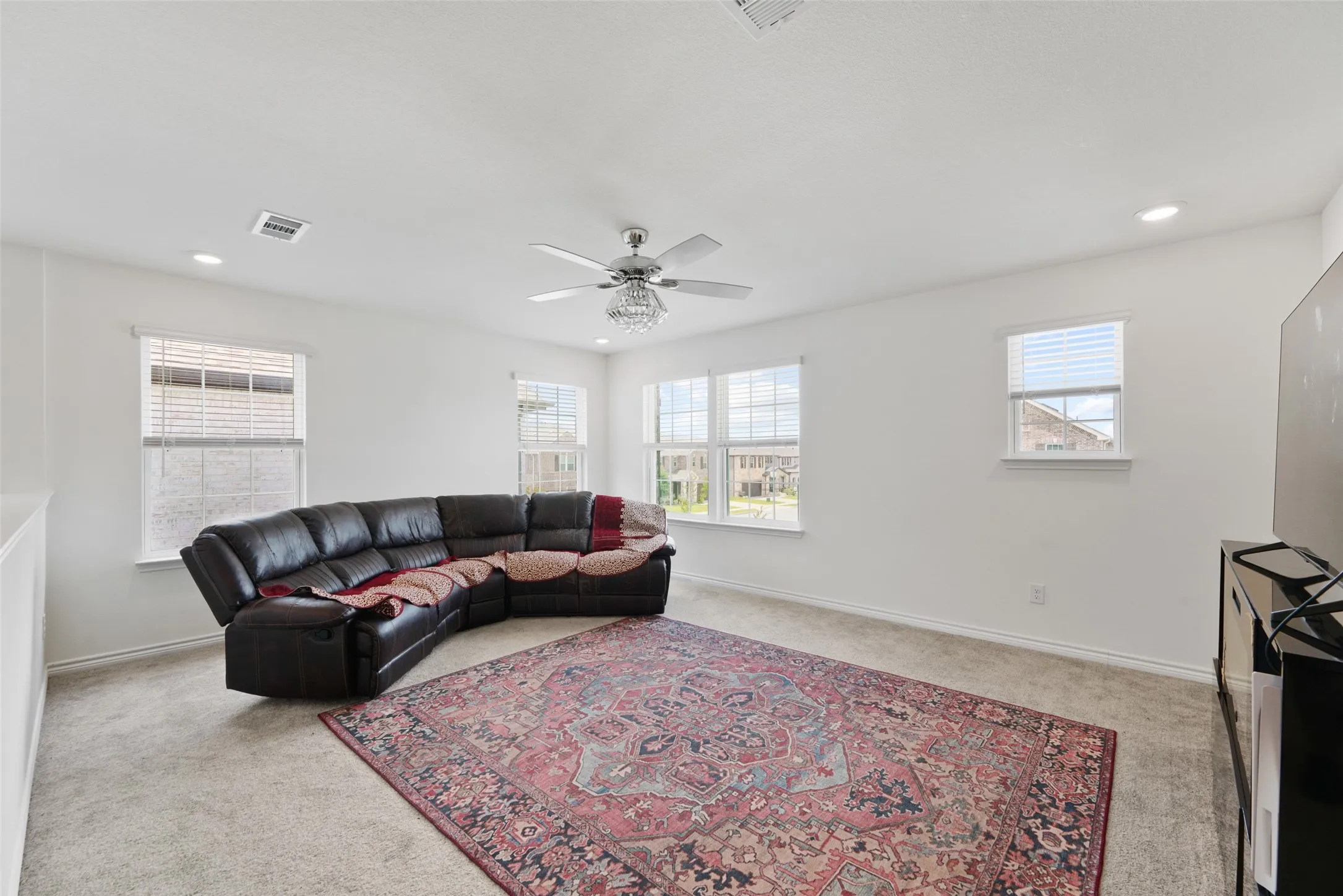 Single Family Residence For Sale in Denton County , 3744 Highland Bayou Drive, Celina, Texas 75078, 4 Bedroom, 3 Bathroom, 2 Garage spaces, 3,102 Sqft, built in 2022, mls#21292520, Real Estate Agent in Celina, Homes For Sale in Denton county, Homes For Sale in Celina, Realtor in Celina Texas, Real Estate Brokerage Independent Realty Texas, Luminita Cordes Realtor