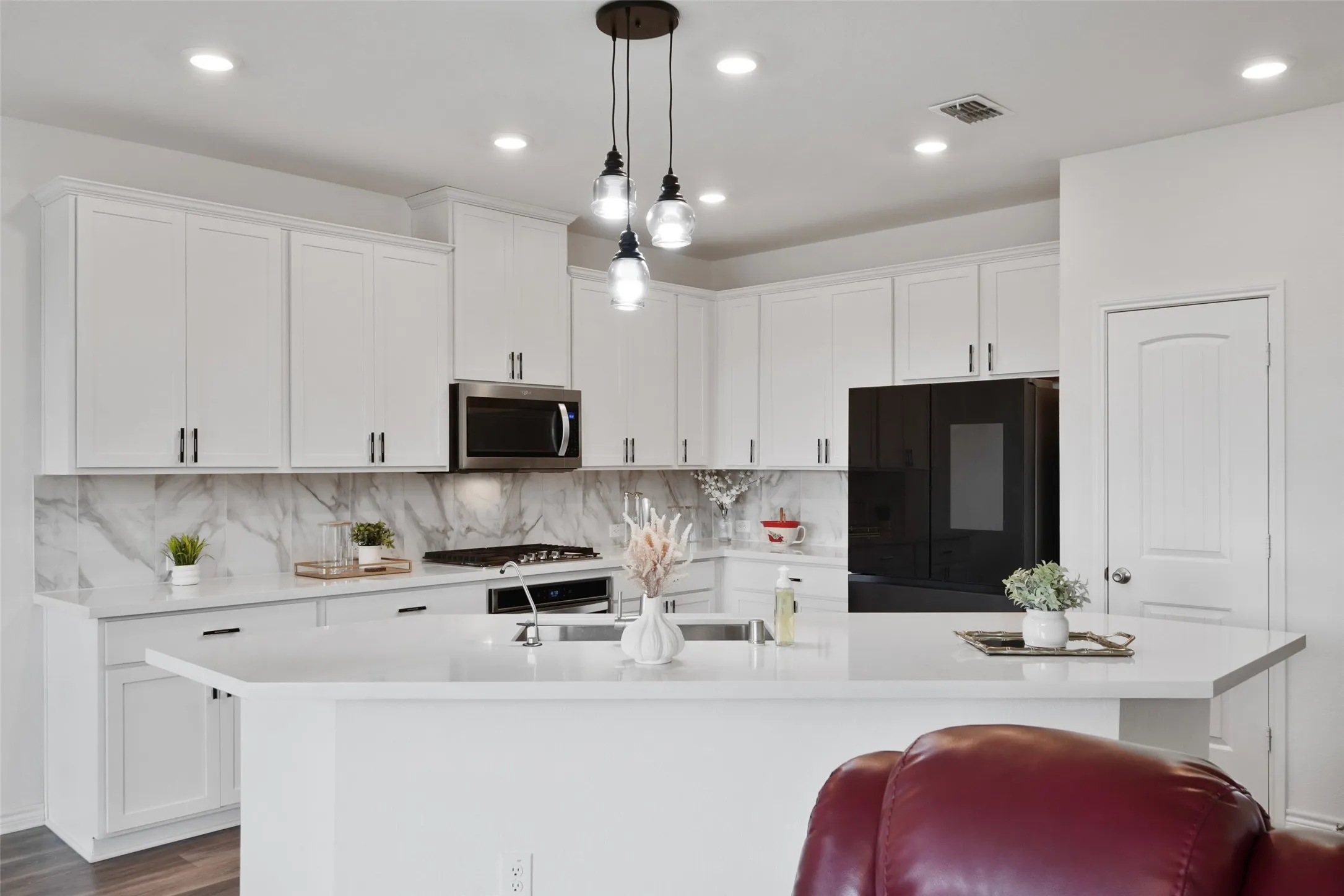 Single Family Residence For Sale in Denton County , 3744 Highland Bayou Drive, Celina, Texas 75078, 4 Bedroom, 3 Bathroom, 2 Garage spaces, 3,102 Sqft, built in 2022, mls#21292520, Real Estate Agent in Celina, Homes For Sale in Denton county, Homes For Sale in Celina, Realtor in Celina Texas, Real Estate Brokerage Independent Realty Texas, Luminita Cordes Realtor