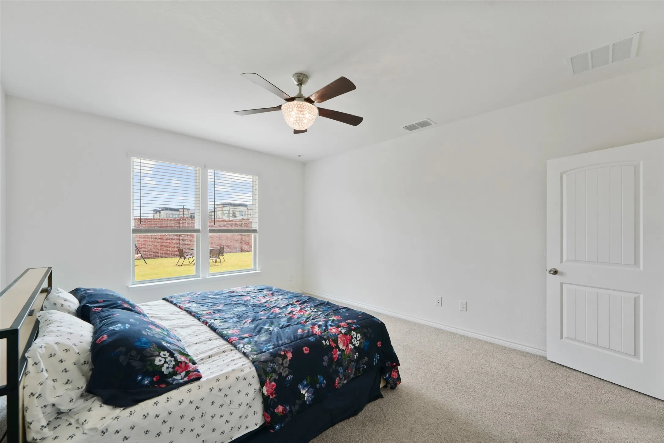 Single Family Residence For Sale in Denton County , 3744 Highland Bayou Drive, Celina, Texas 75078, 4 Bedroom, 3 Bathroom, 2 Garage spaces, 3,102 Sqft, built in 2022, mls#21292520, Real Estate Agent in Celina, Homes For Sale in Denton county, Homes For Sale in Celina, Realtor in Celina Texas, Real Estate Brokerage Independent Realty Texas, Luminita Cordes Realtor