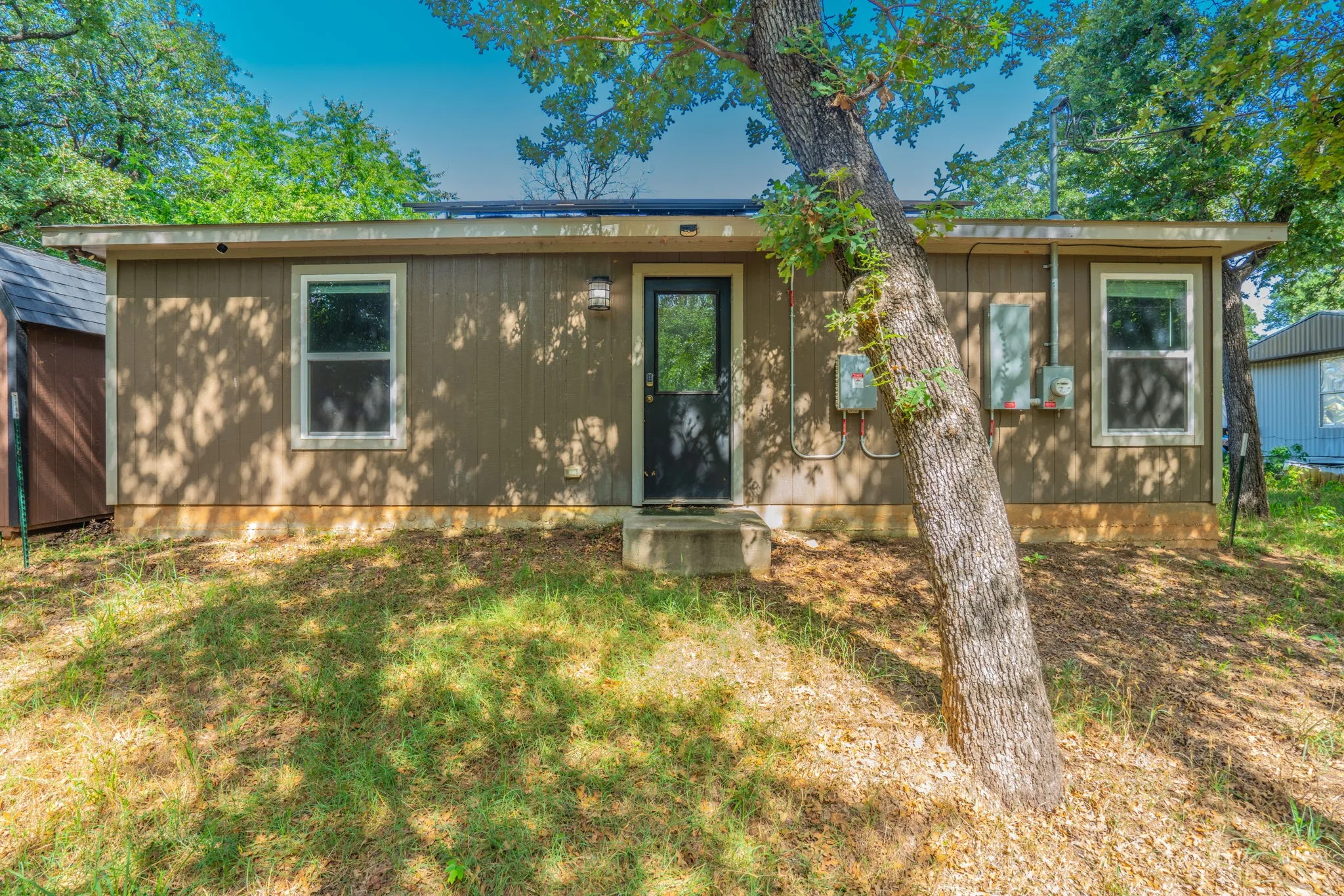 Single Family Residence For Sale in Tarrant County , 1312 Dawn Court, Pelican Bay, Texas 76020, 3 Bedroom, 2 Bathroom, 2 Garage spaces, 1,024 Sqft, built in 2020, mls#21334853, Real Estate Agent in Pelican Bay, Homes For Sale in Tarrant county, Homes For Sale in Pelican Bay, Realtor in Pelican Bay Texas, Real Estate Brokerage Independent Realty Texas, Luminita Cordes Realtor