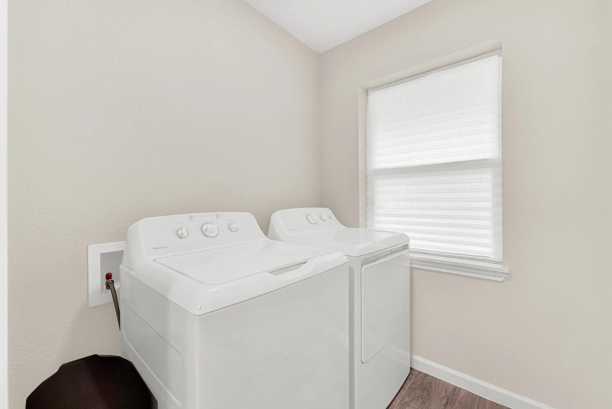 Single Family Residence For Sale in Dallas County , 745 Pinehurst Drive, Richardson, Texas 75080, 3 Bedroom, 3 Bathroom, 2 Garage spaces, 1,711 Sqft, built in 1960, mls#21324967, Real Estate Agent in Richardson, Homes For Sale in Dallas county, Homes For Sale in Richardson, Realtor in Richardson Texas, Real Estate Brokerage Independent Realty Texas, Luminita Cordes Realtor