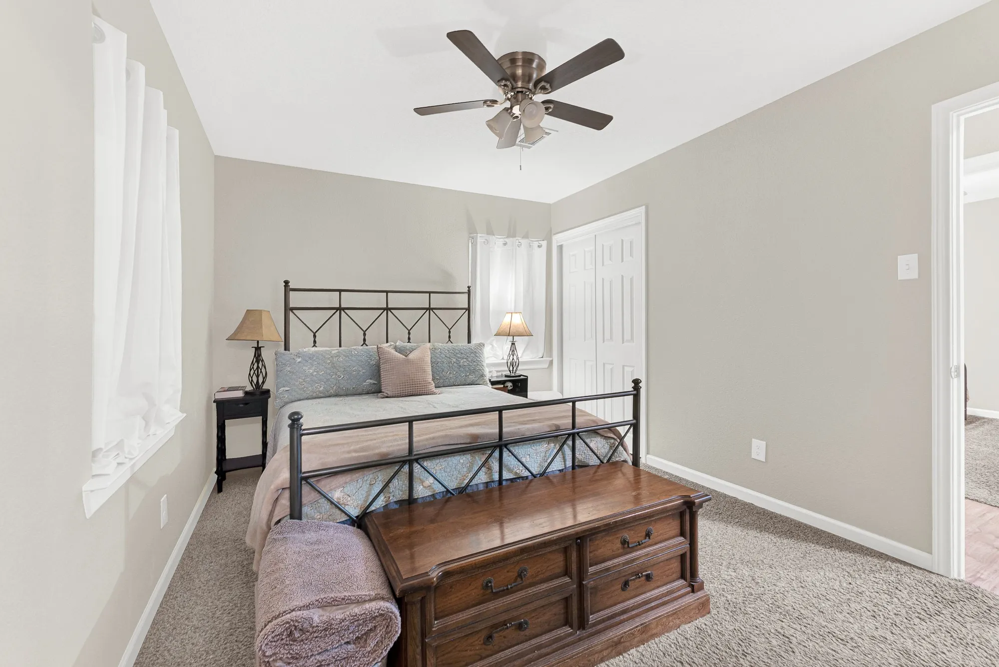Single Family Residence For Sale in Dallas County , 745 Pinehurst Drive, Richardson, Texas 75080, 3 Bedroom, 3 Bathroom, 2 Garage spaces, 1,711 Sqft, built in 1960, mls#21324967, Real Estate Agent in Richardson, Homes For Sale in Dallas county, Homes For Sale in Richardson, Realtor in Richardson Texas, Real Estate Brokerage Independent Realty Texas, Luminita Cordes Realtor