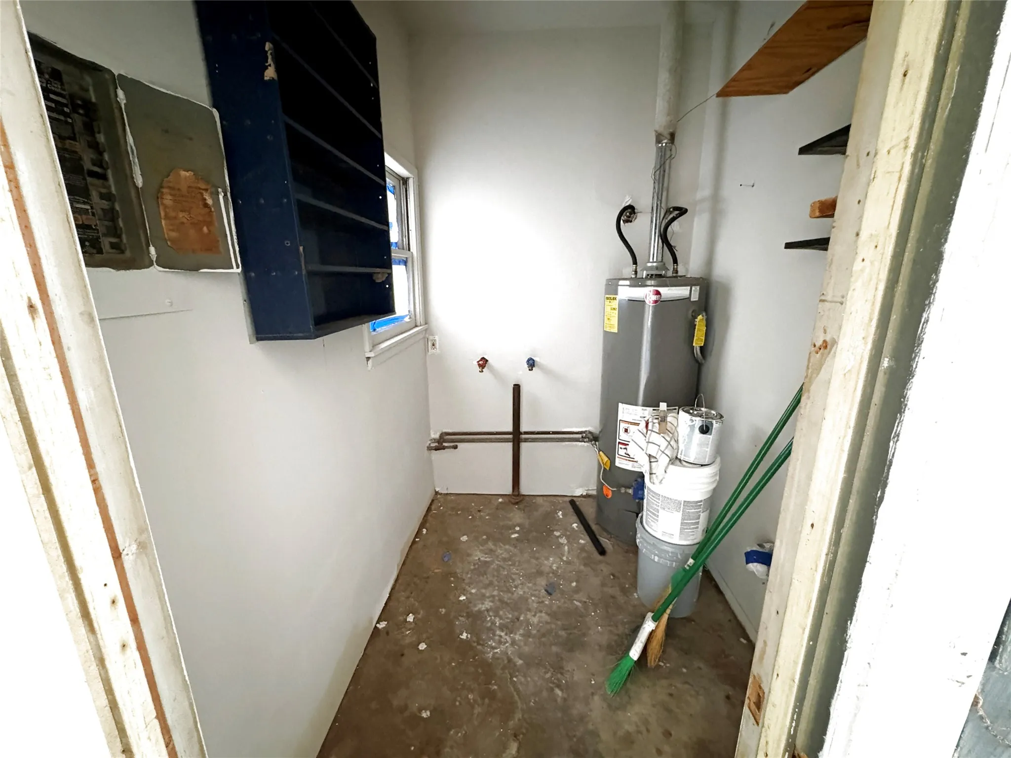 Single Family Residence For Rent in Tarrant County , 1824 Provine Street, Fort Worth, Texas 76103, 3 Bedroom, 2 Bathroom, Garage spaces, 1,380 Sqft, built in 1955, mls#21333938, Real Estate Agent in Fort Worth, Homes For Rent in Tarrant county, Homes For Rent in Fort Worth, Realtor in Fort Worth Texas, Real Estate Brokerage Independent Realty Texas, Luminita Cordes Realtor